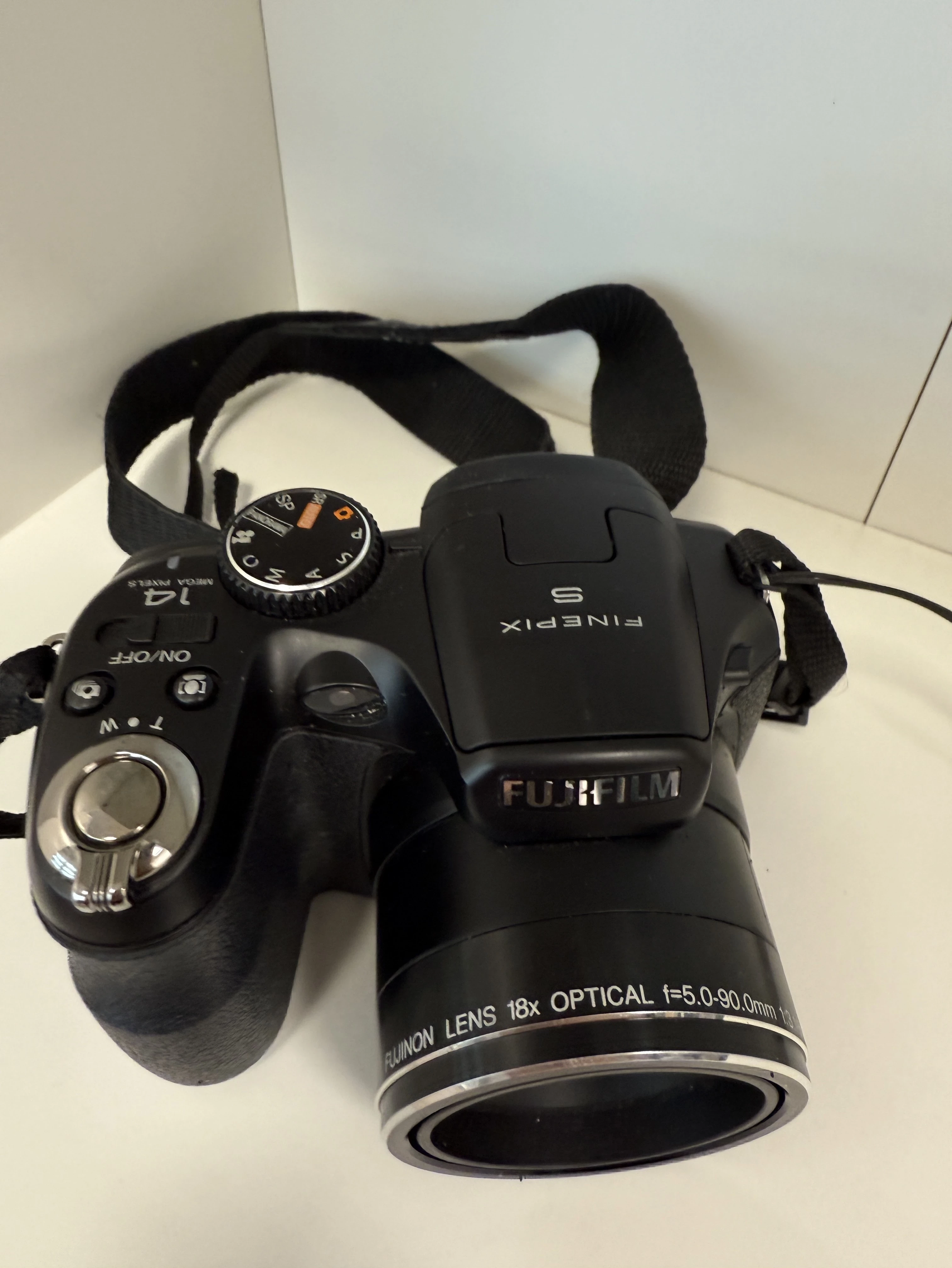 aparat-fujifilm-finepix-s2980-stan-11323-2