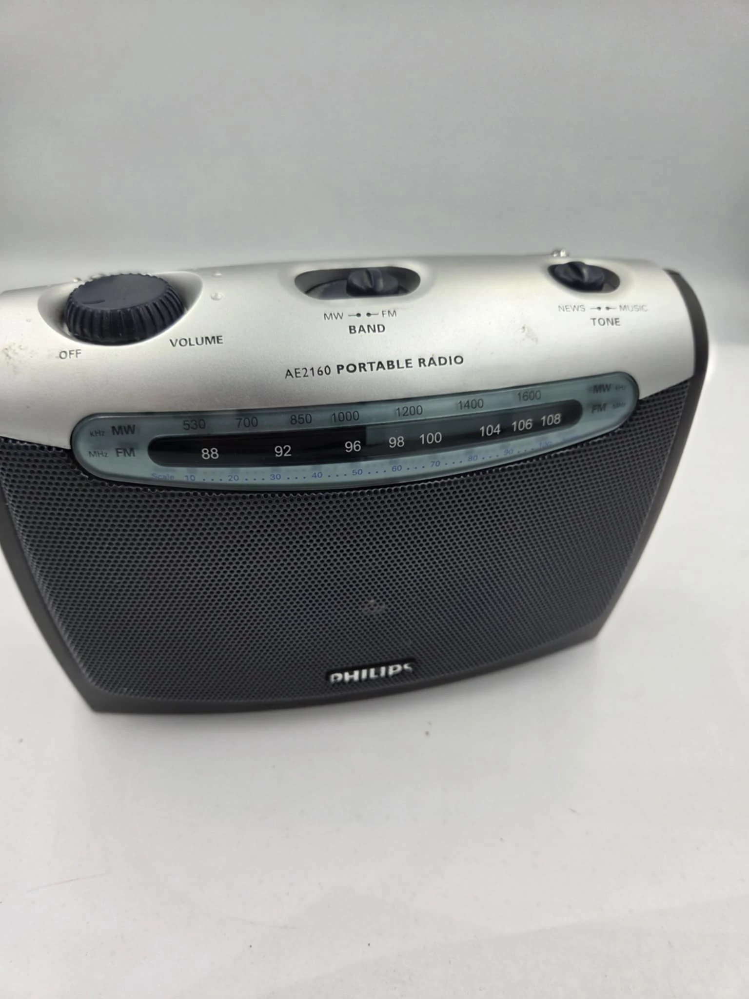 radio-philips-ae216000c-model-ae2160