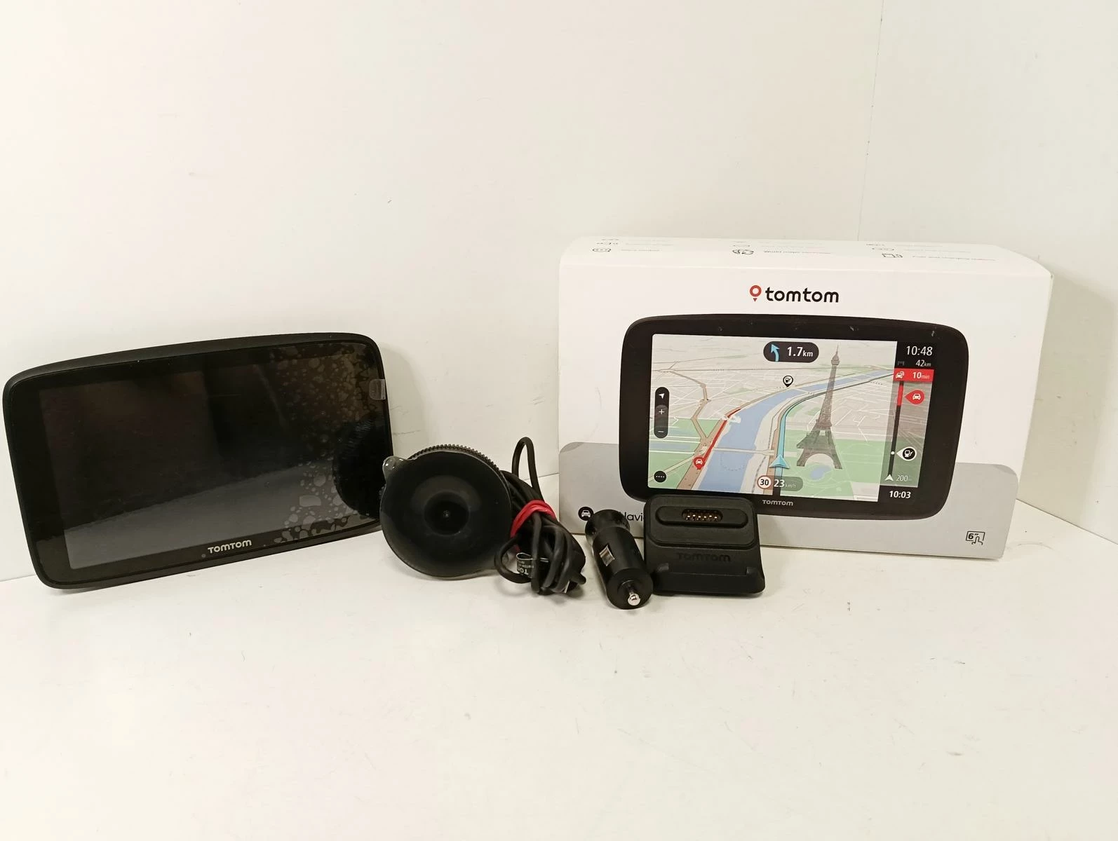 nawigacja-tom-tom-4pn60-przekatna-ekranu-600