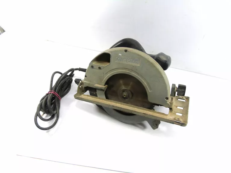 pilarka-tarczowa-makita-5703r-plac-wolnosci-6-zuromin