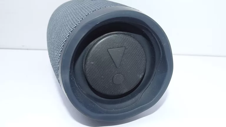 glosnik-bt-jbl-charge-essential-2-funkcje-221089-2