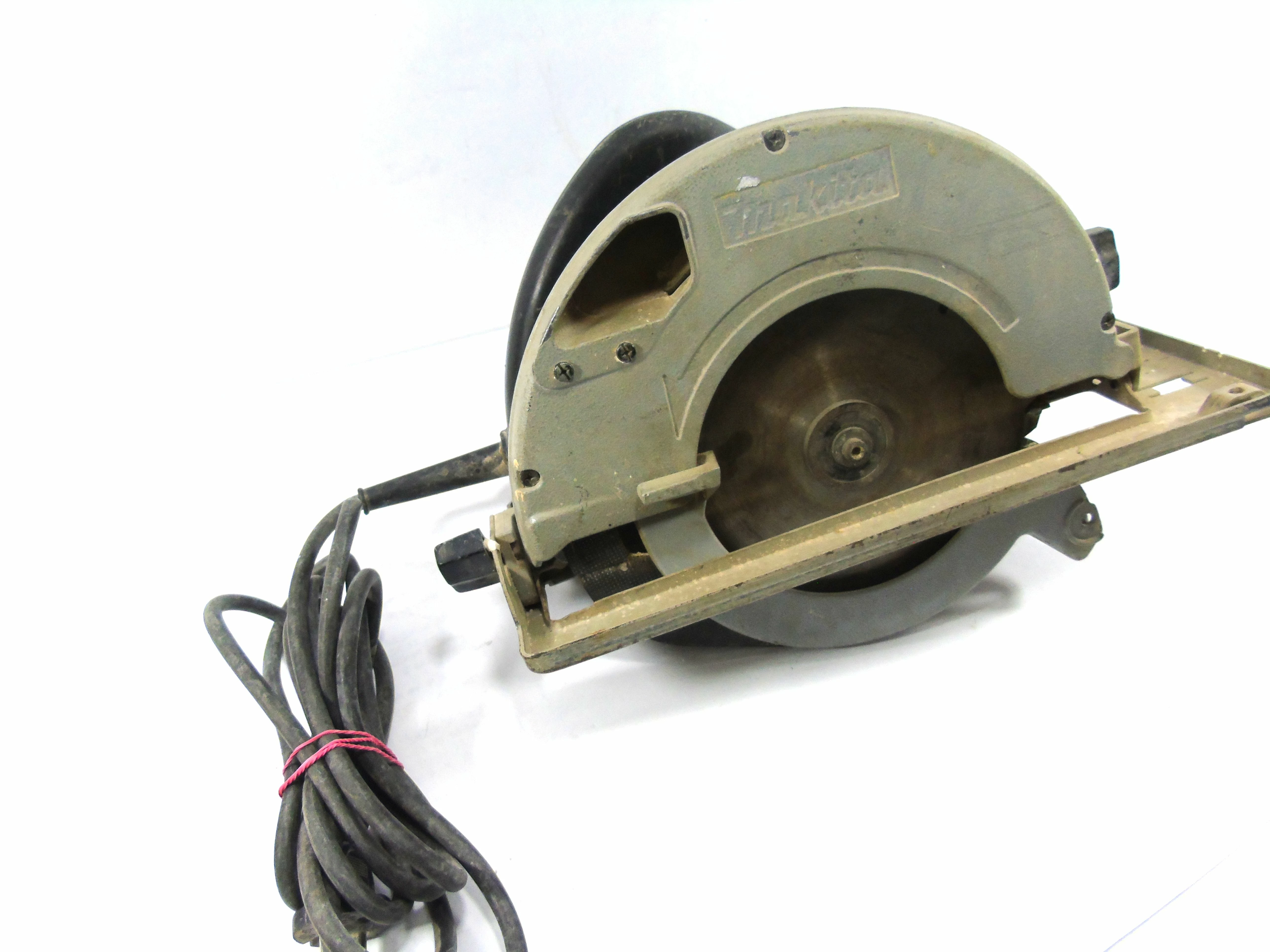 pilarka-tarczowa-makita-5703r-stan-11323-2