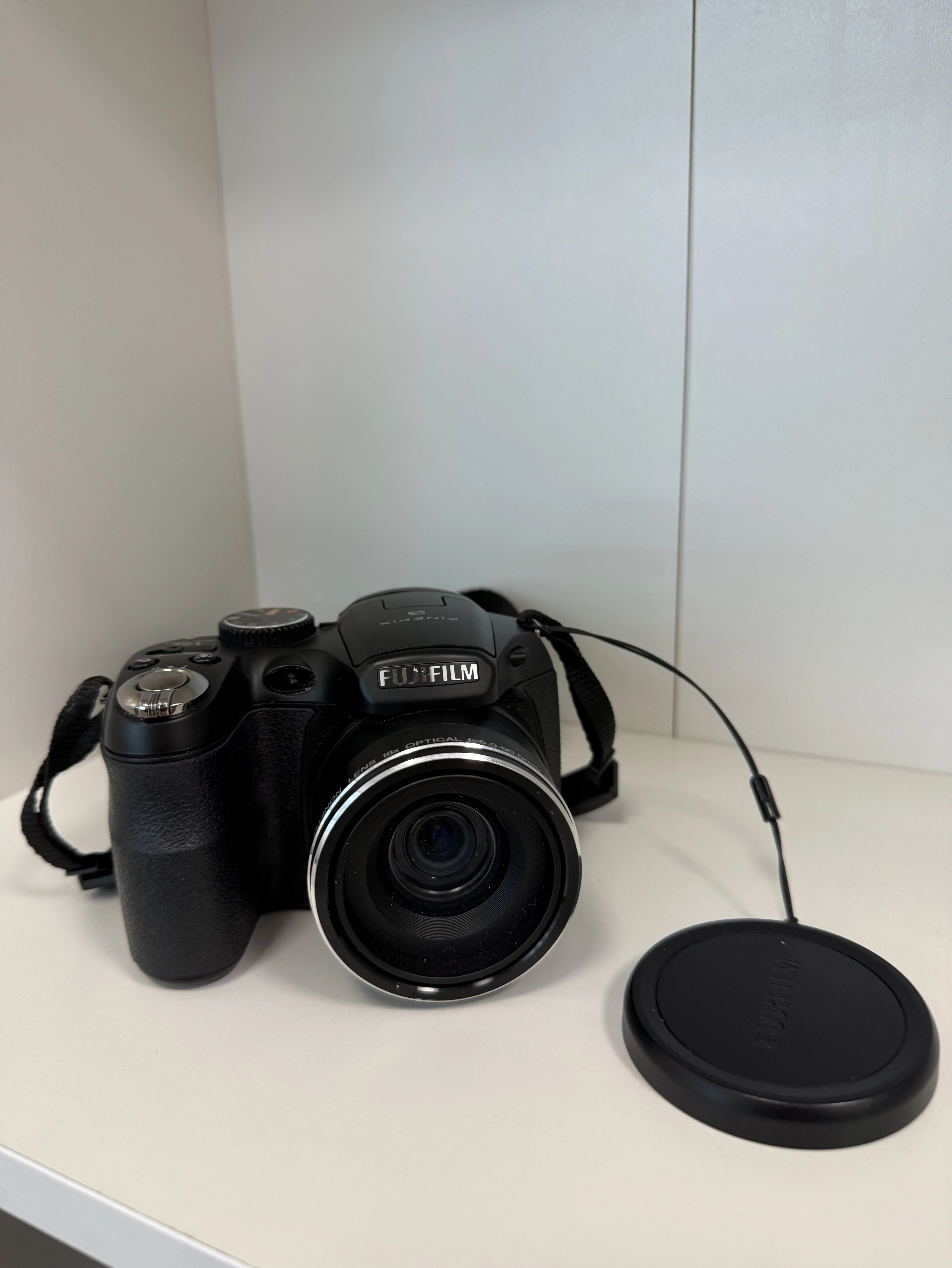 aparat-fujifilm-finepix-s2980-wierzynskiego-20-legnica