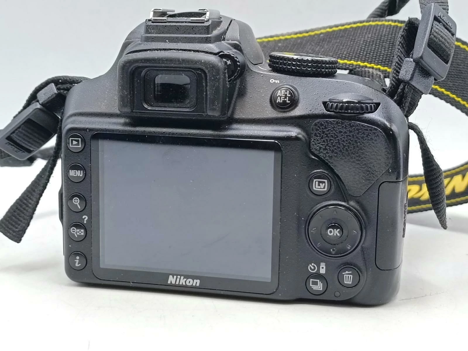 aparat-nikon-d3400-obiektyw-35-mm-stabilizacja-14349-8