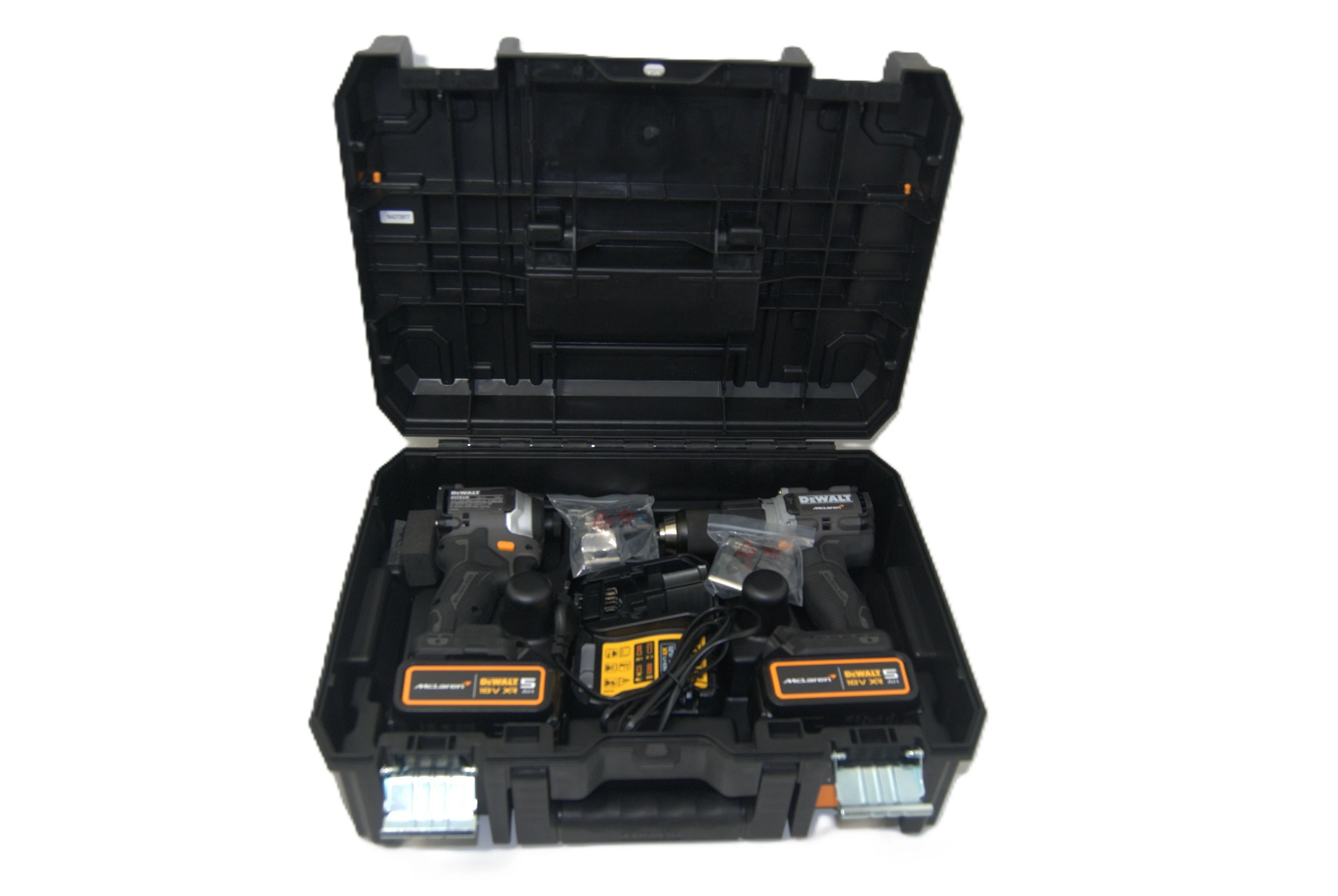 zestaw-combo-dewalt-dck200mp2t-mclaren-f1-dcf85m-dcd85m-2x-5ah-raclawicka-15-swidnik