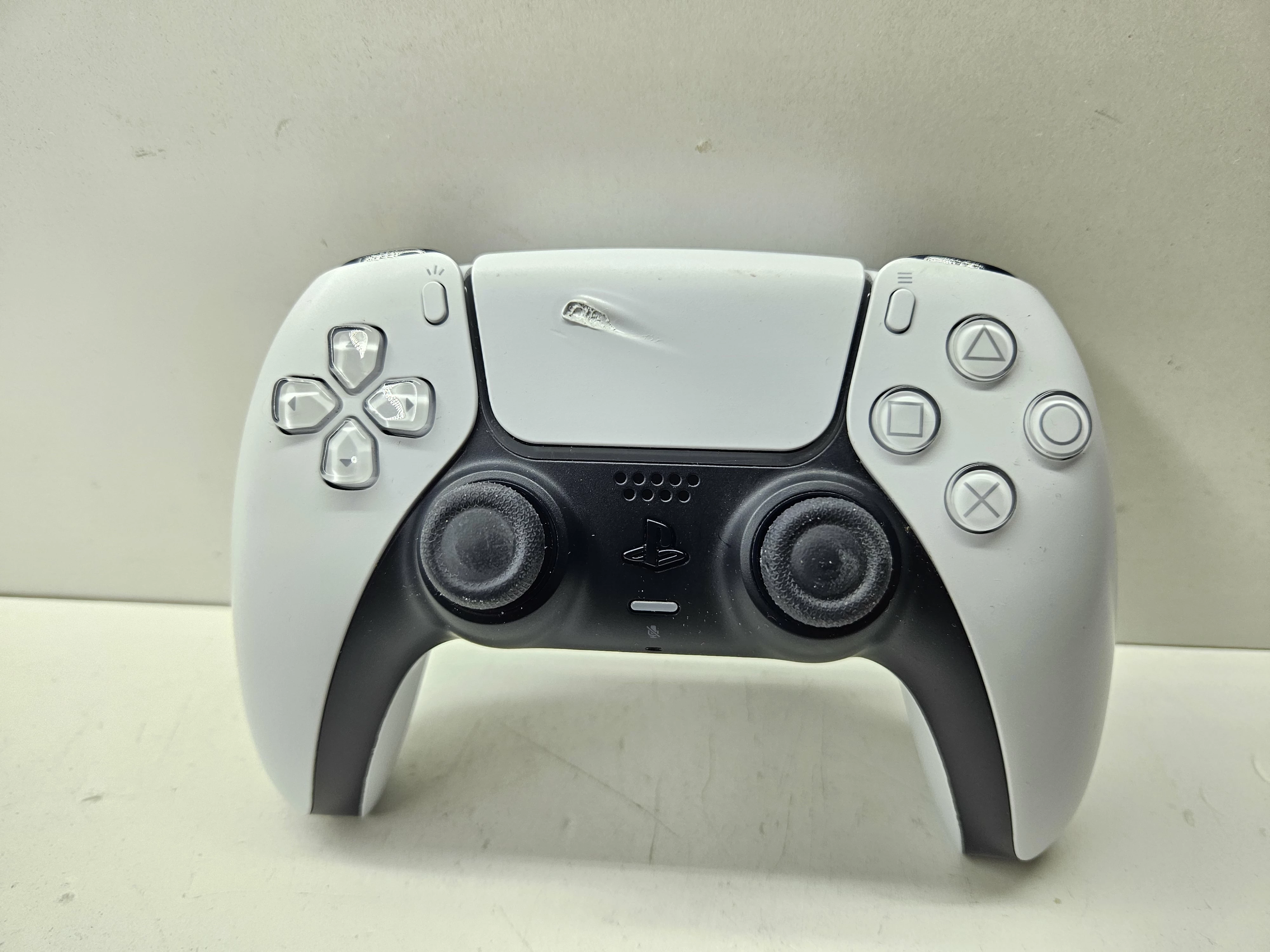 konsola-ps5-komplet-certyfikaty-zgodnosci-218669-1