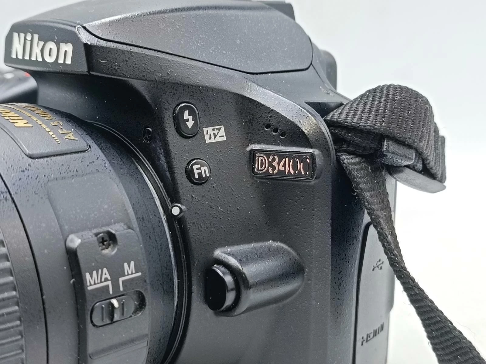 aparat-nikon-d3400-obiektyw-35-mm-w-zestawie-814-2