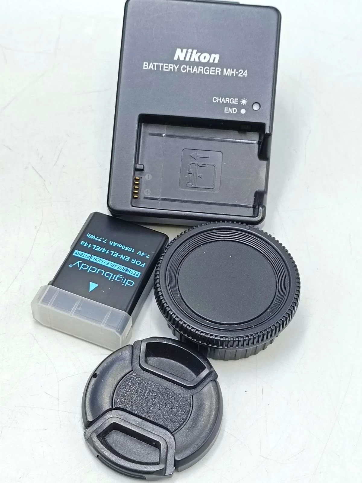 aparat-nikon-d3400-obiektyw-35-mm-ean-gtin-0018208956579