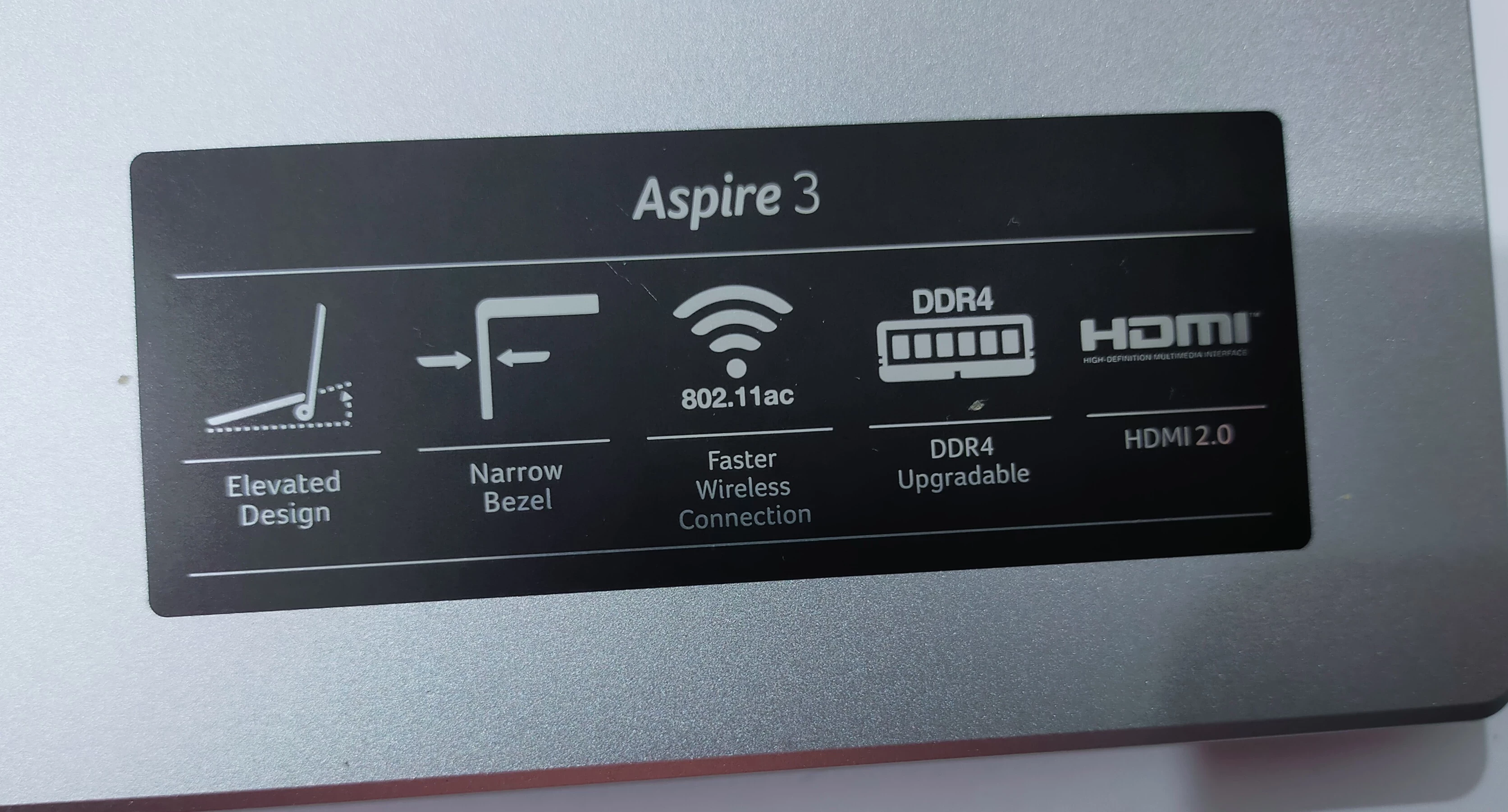 laptop-acer-aspire-3-komplet-stan-11323-2