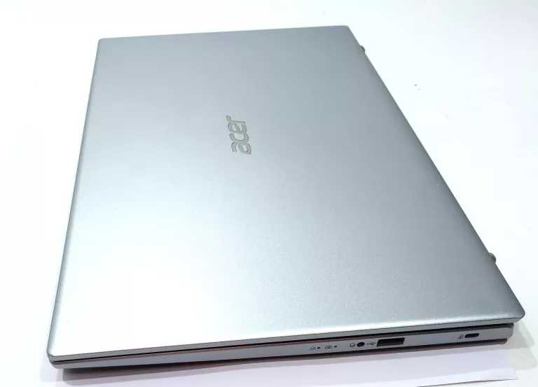 laptop-acer-aspire-3-komplet-pojemnosc-dysku-512