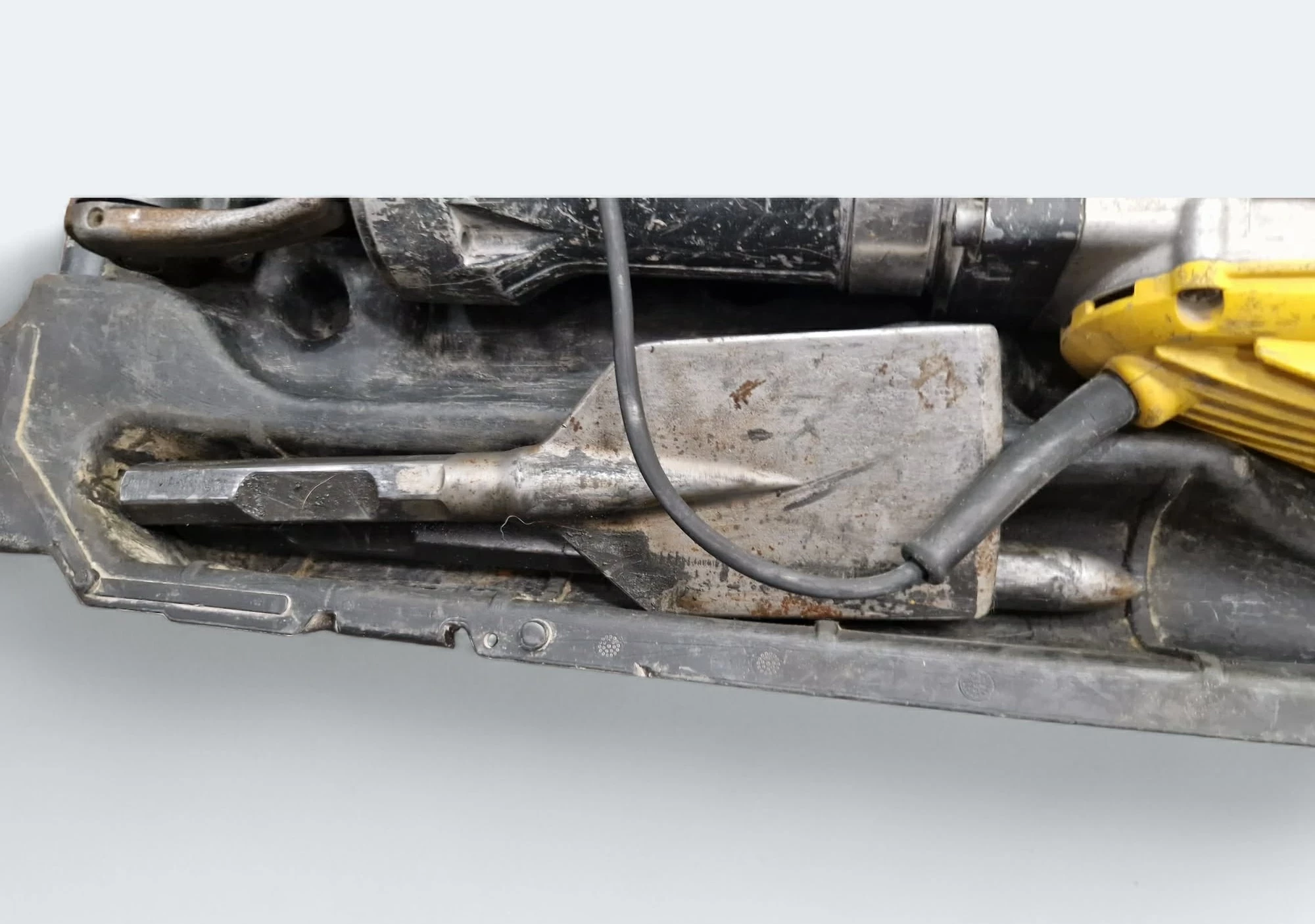 mlot-wyburzeniowy-dewalt-d25960k-qs-stan-11323-2