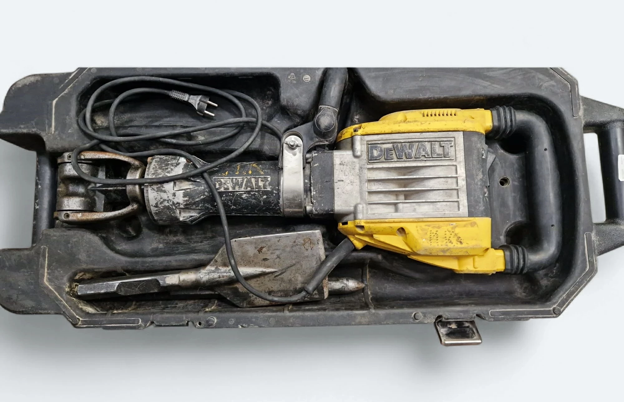 mlot-wyburzeniowy-dewalt-d25960k-qs-energia-udaru-3500