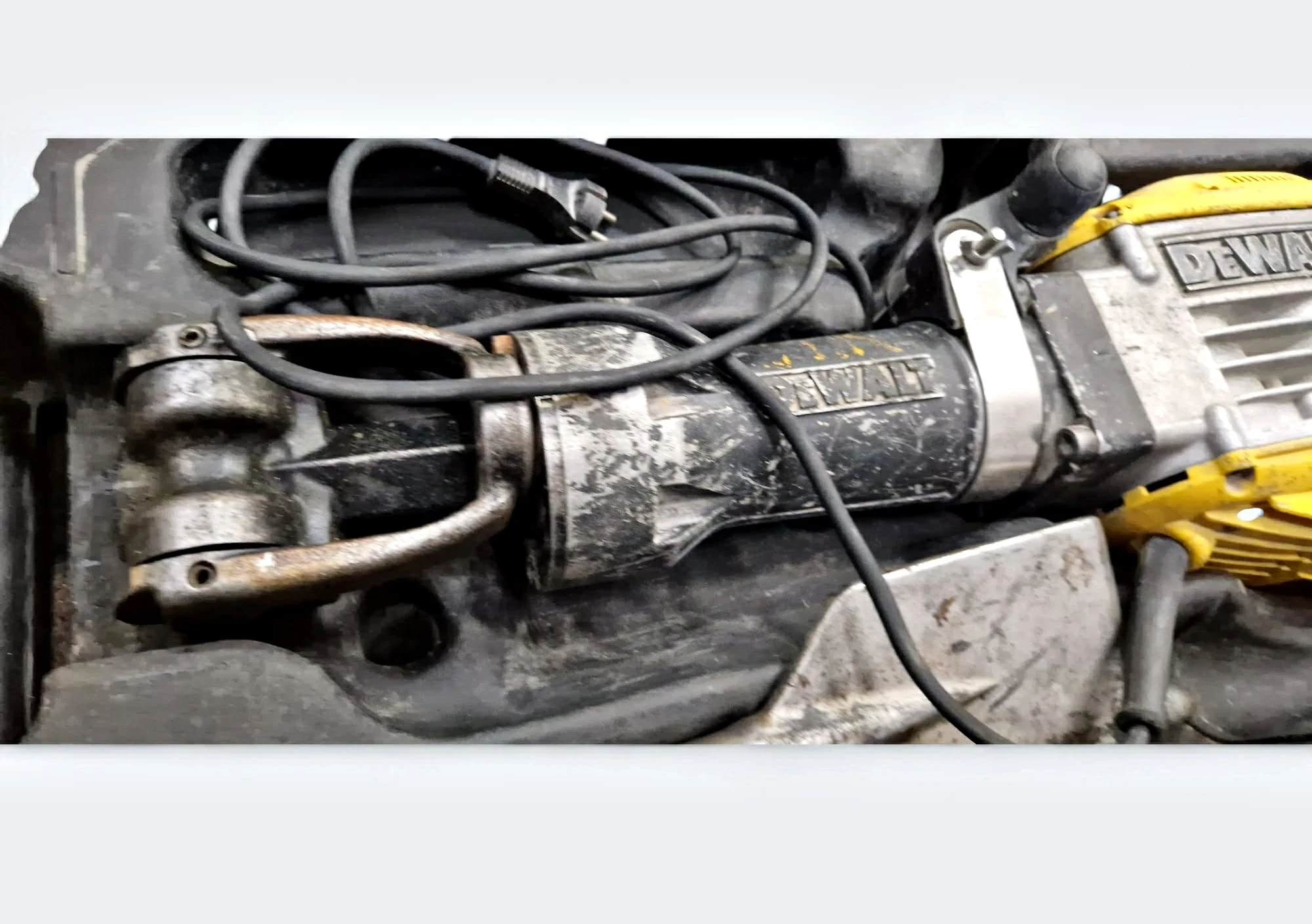 mlot-wyburzeniowy-dewalt-d25960k-qs-marka-248811-950256