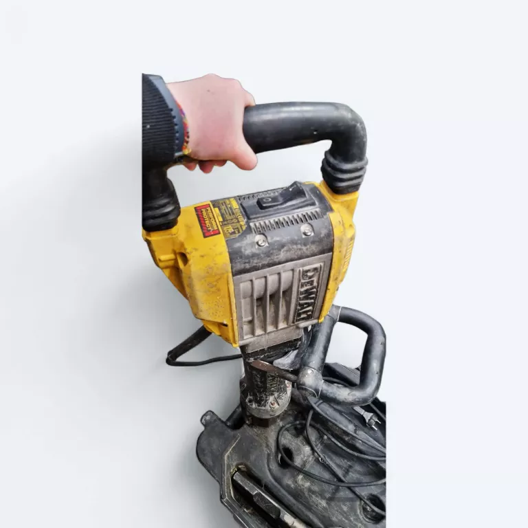 mlot-wyburzeniowy-dewalt-d25960k-qs-moc-160000