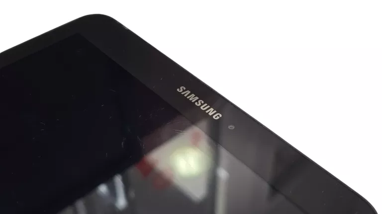 tablet-samsung-galaxy-tab-e-t560-96-15-gb-8-gb-stan-11323-2