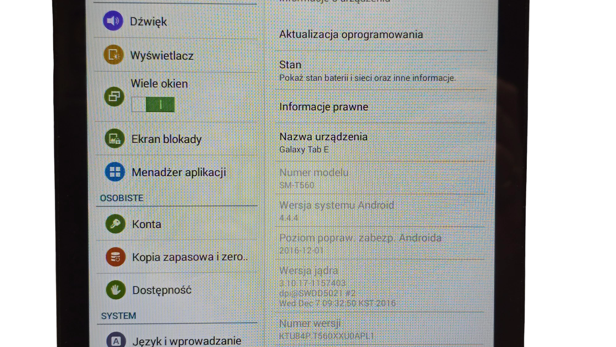 tablet-samsung-galaxy-tab-e-t560-96-15-gb-8-gb-system-operacyjny-16332-1