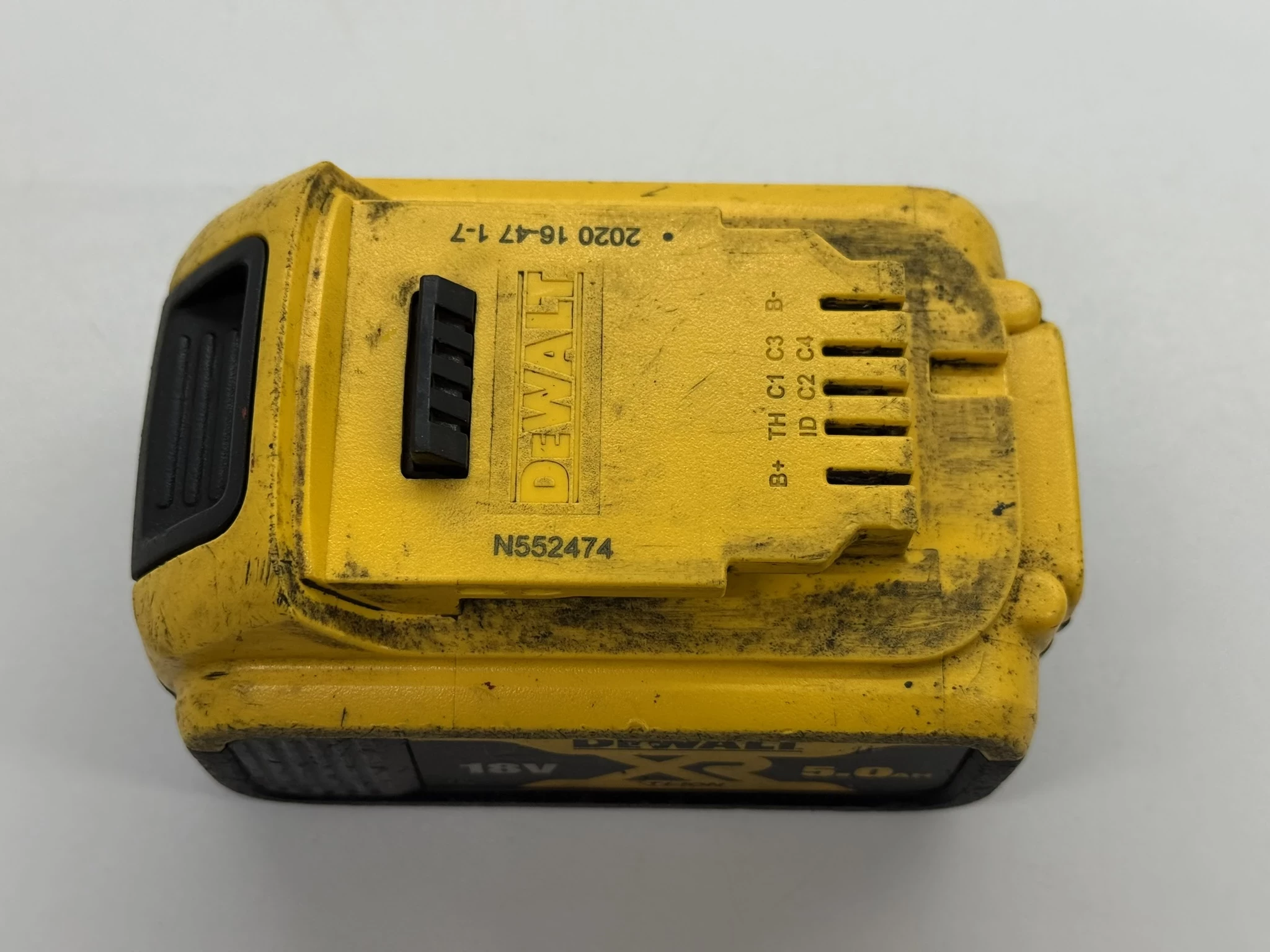 bateria-dewalt-dcb184-stan-11323-2