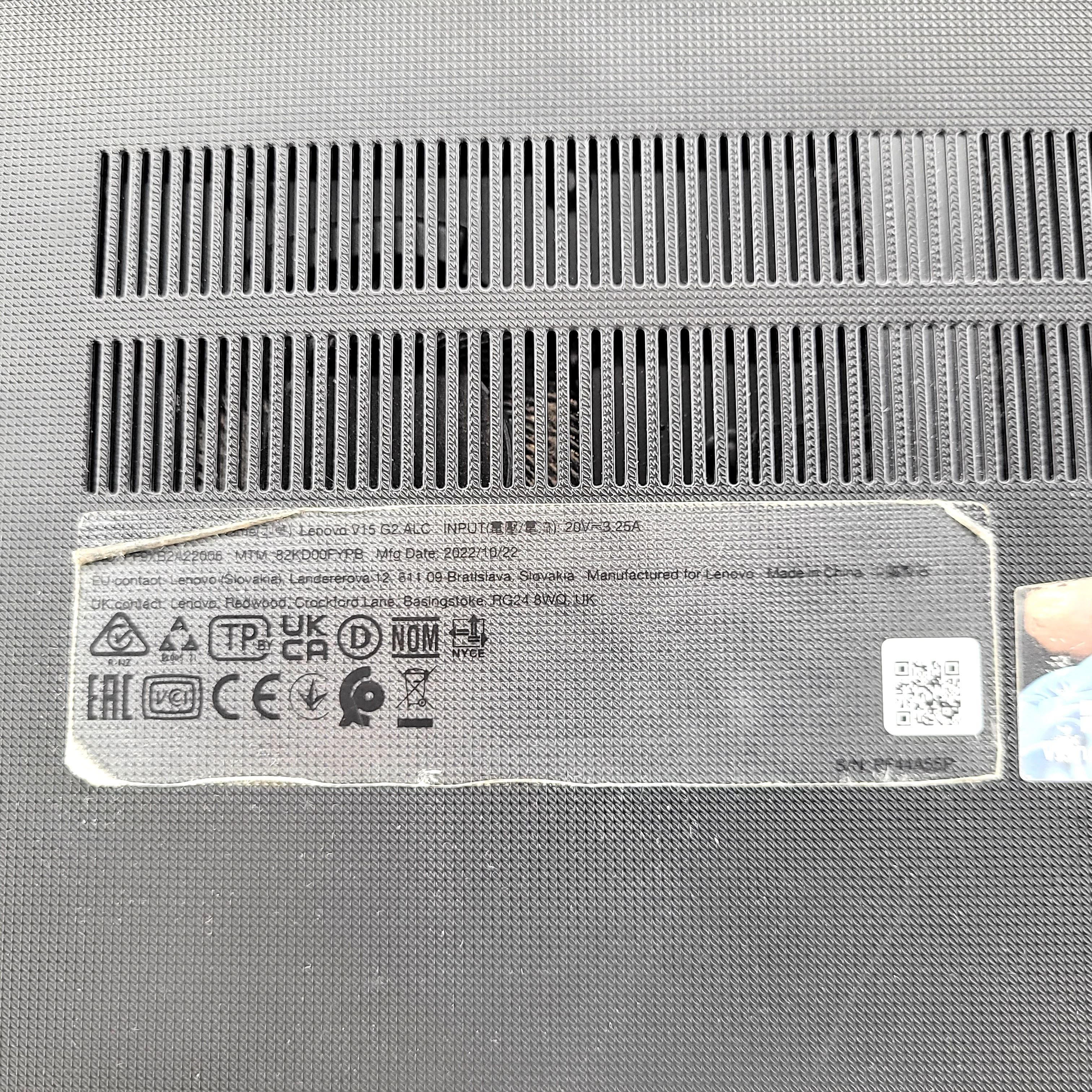 laptop-lenovo-v15-g2-alc-zasilacz-qoltec-51528-seria-procesora-4366-293005