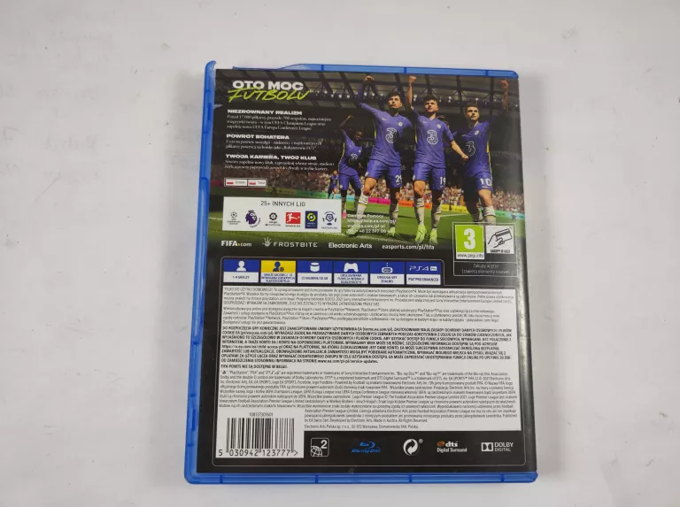 gra-na-ps4-fifa-22-stan-11323-2