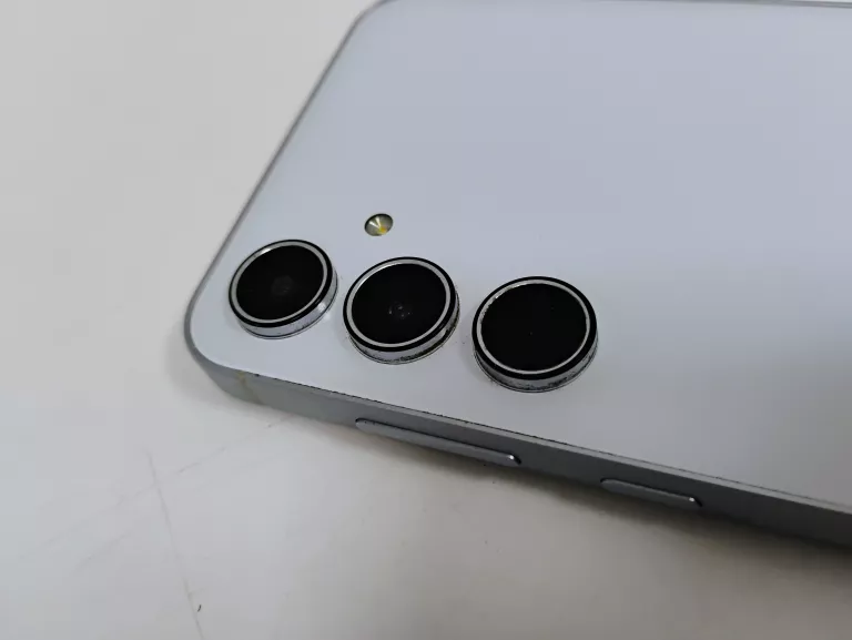 telefon-samsung-a55-wbudowana-pamiec-202869-214185