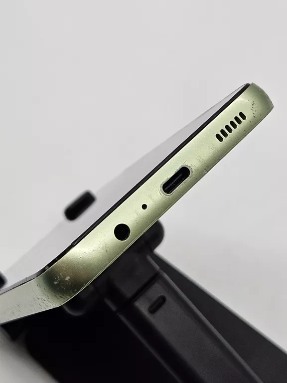 telefon-samsung-galaxy-a14-przekatna-ekranu-660