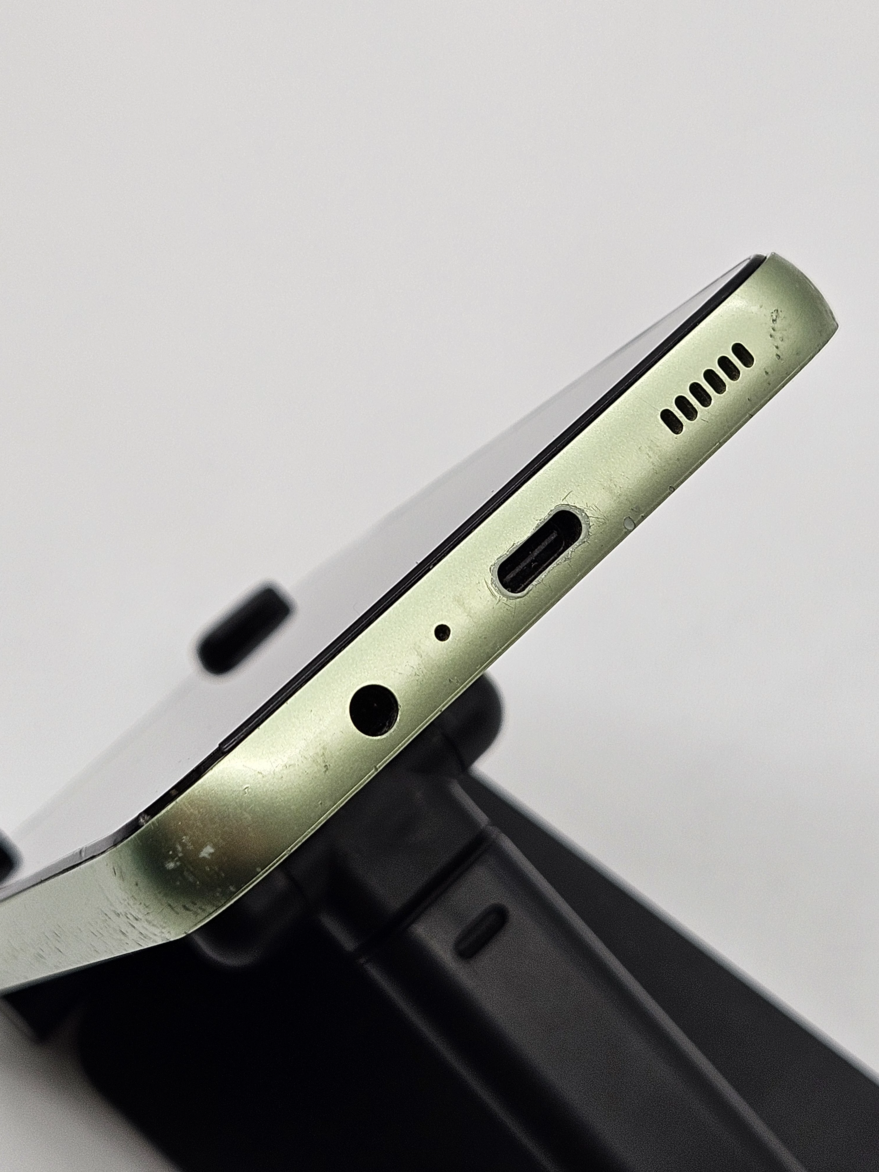 telefon-samsung-galaxy-a14-przekatna-ekranu-660