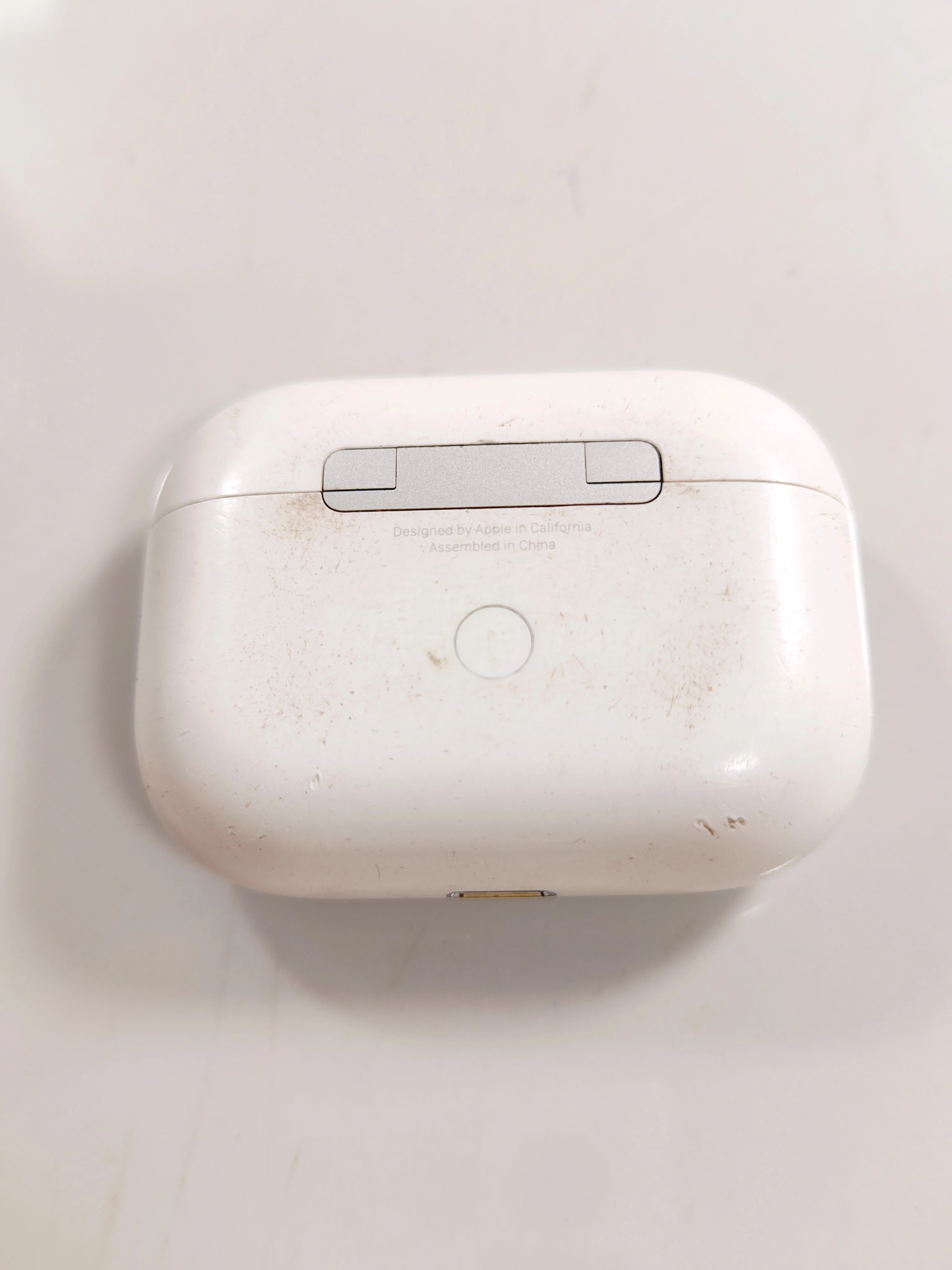 apple-airpods-pro-1-gen-a2190-oryginalne-etui-ladujace-stan-11323-2