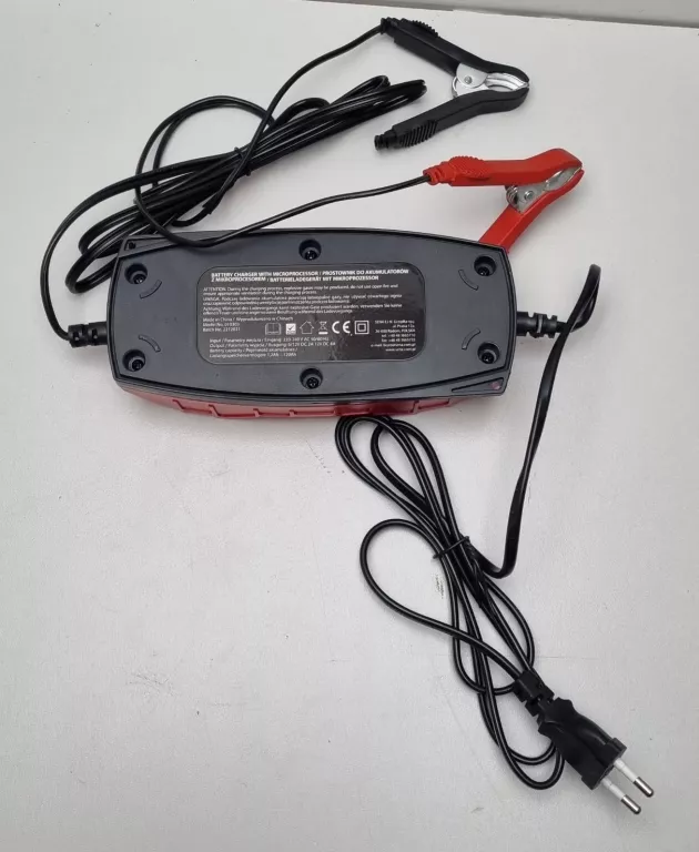 ladowarka-prostownik-automatyczny-do-akumulatora-6v-12v-4a-lcd-ip65-ce-tuv-marka-248811-1940215