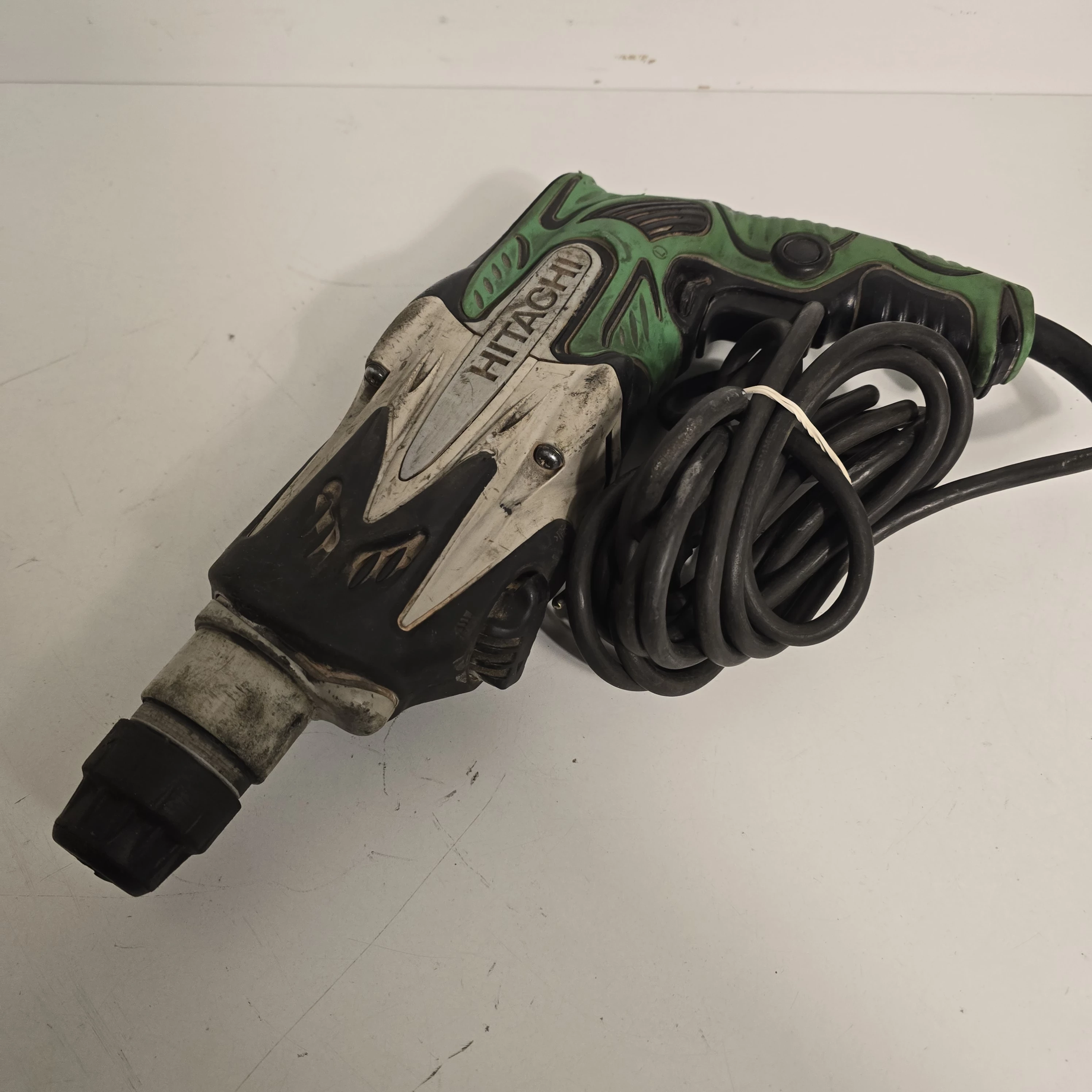 wiertarka-hitachi-dh-24pb3-energia-udaru-320