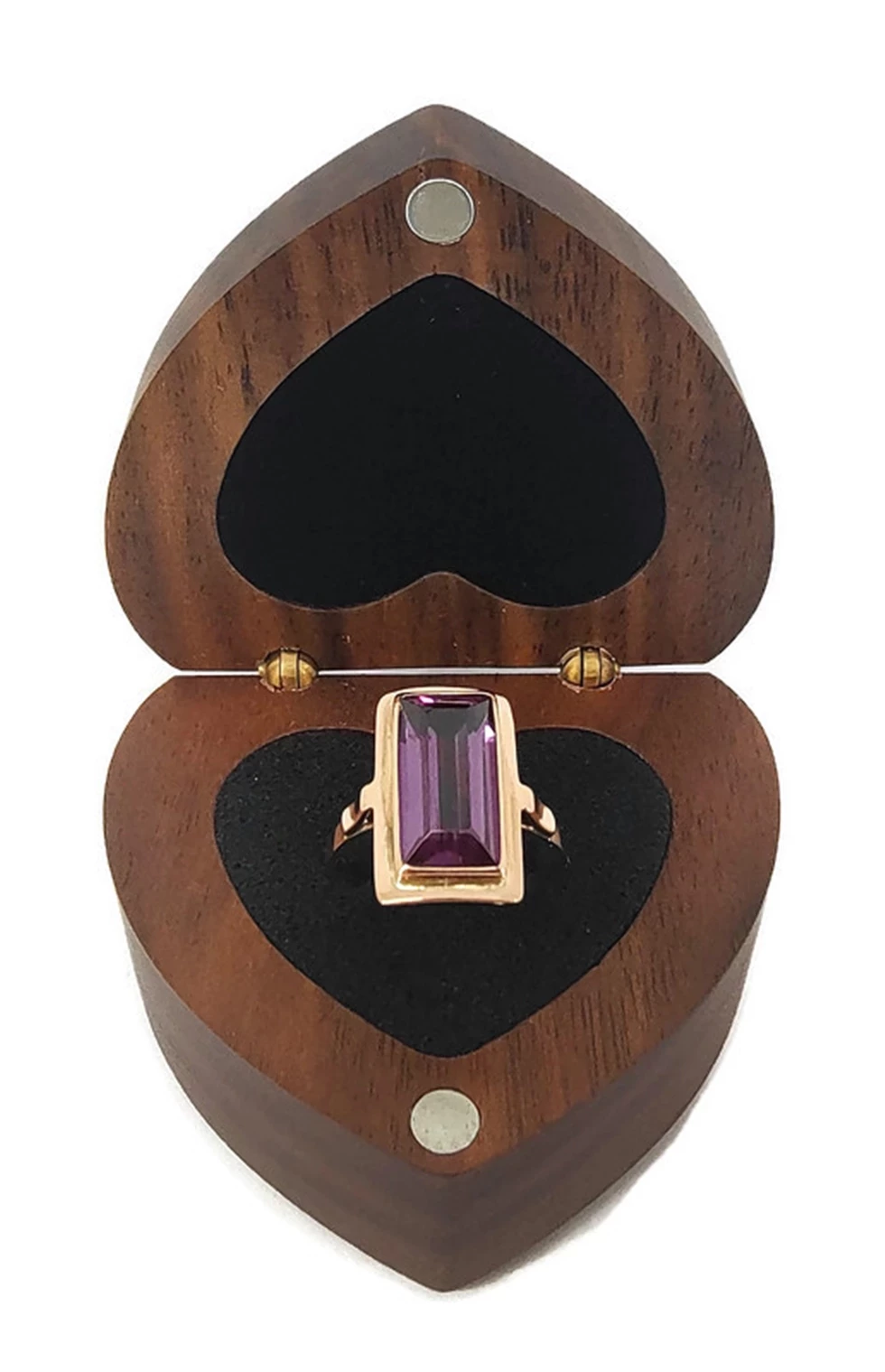 piekny-zloty-pierscionek-z-fioletowym-kamieniem-p585-371g-rozm16-jana-pawla-ii-1-konstantynow-mk