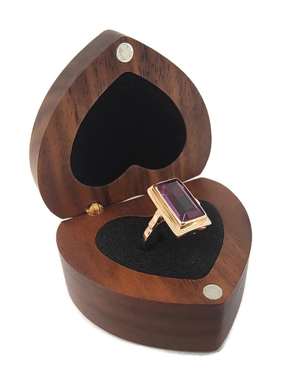 piekny-zloty-pierscionek-z-fioletowym-kamieniem-p585-371g-rozm16-rodzaj-2205-2