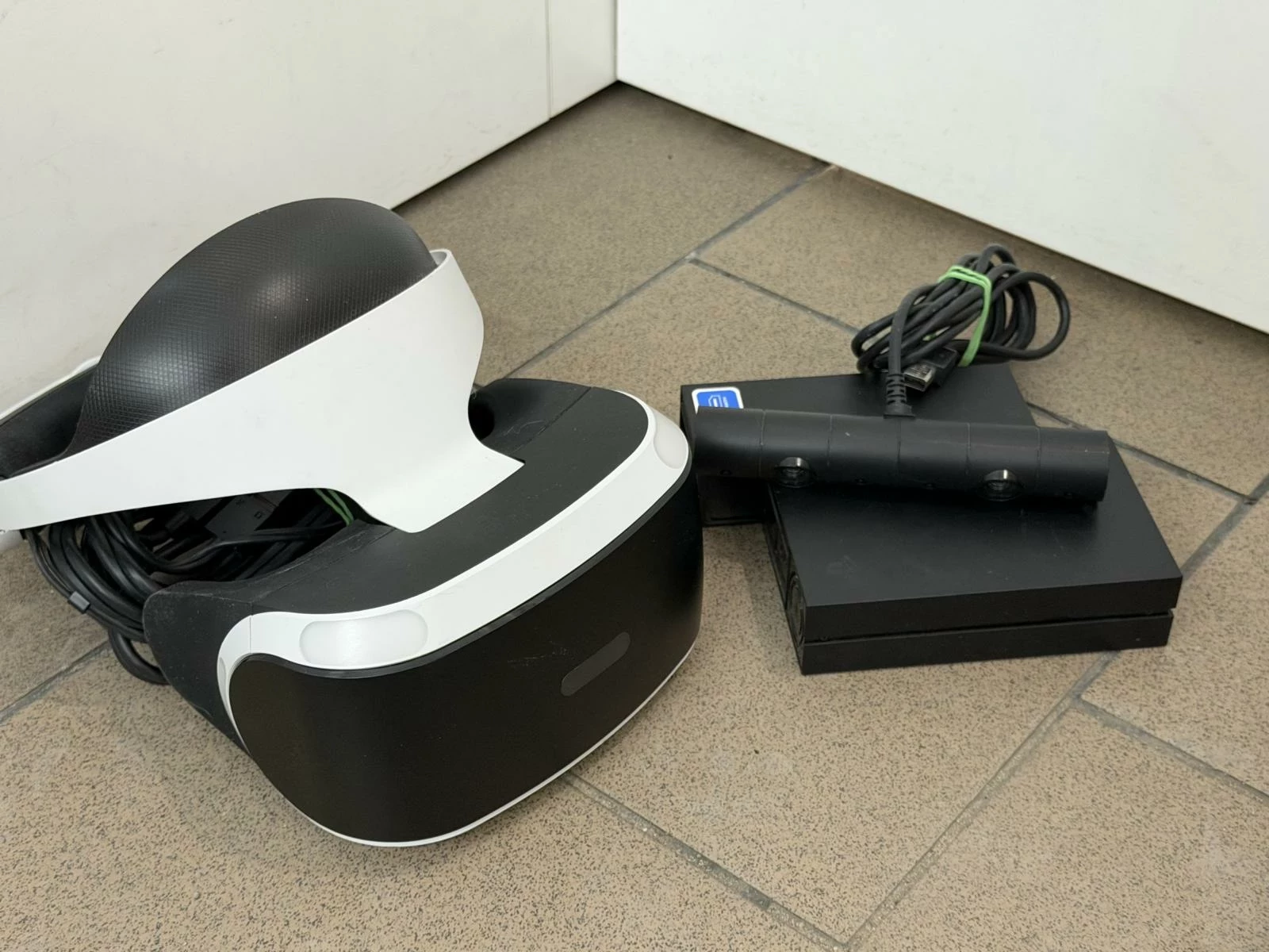 gogle-playstation-4-vr-kable-ps4-stary-rynek-9-sroda-wlkp