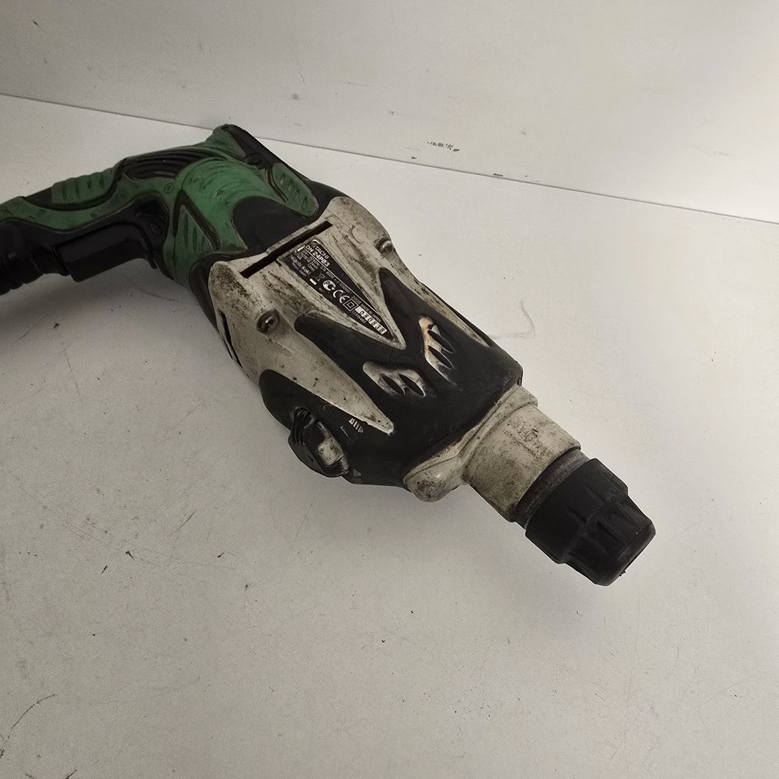 wiertarka-hitachi-dh-24pb3-typ-uchwytu-128474-381849