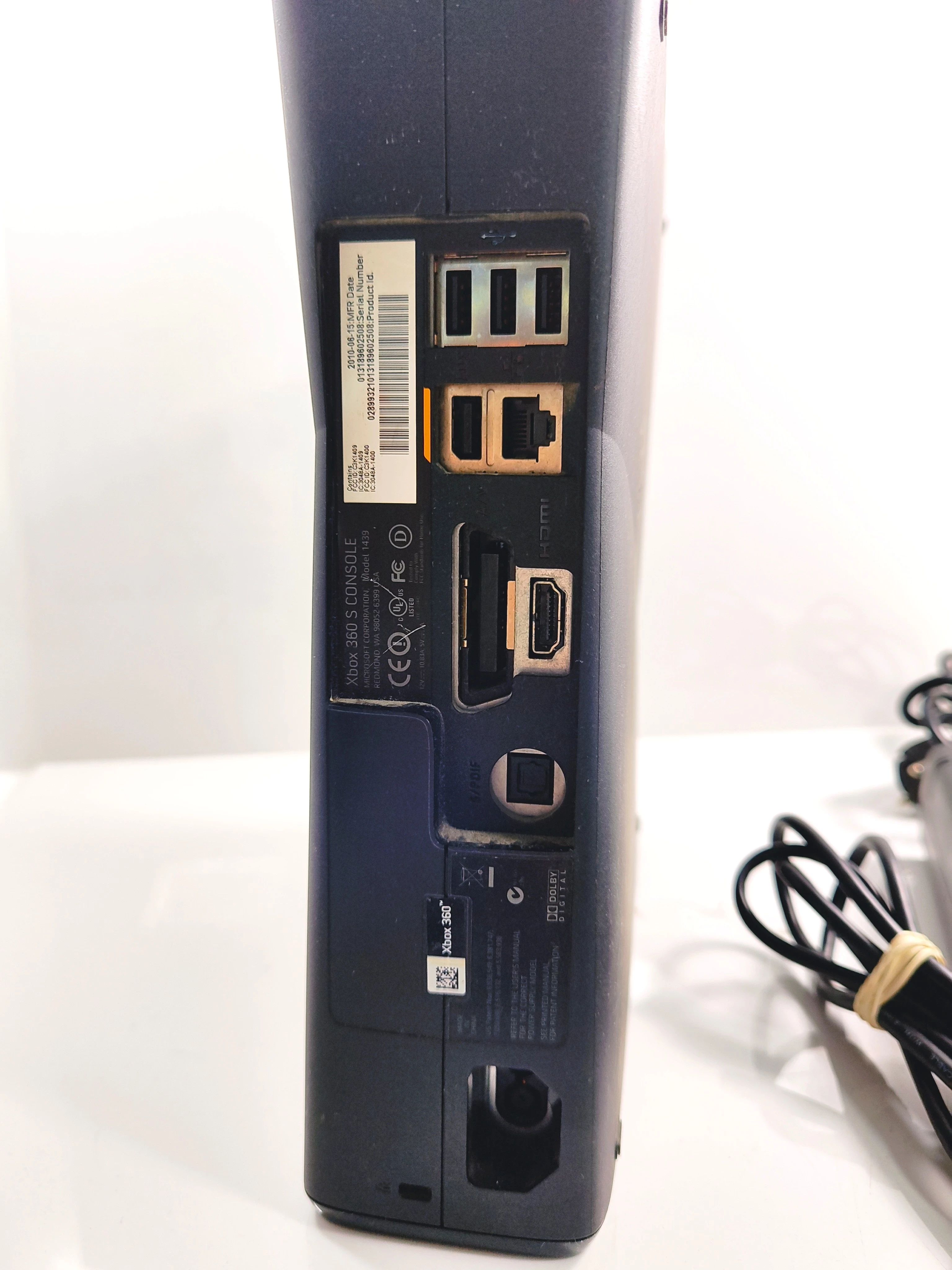 konsola-xbox-360s-1439-250-gb-wersja-konsoli-205974-225542