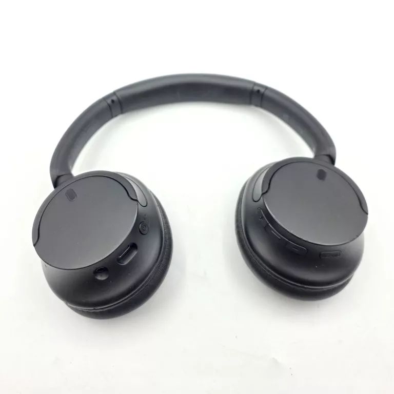 sluchawki-bezprzewodowe-nauszne-sony-whch720-3-maja-48-poznan-ska-x