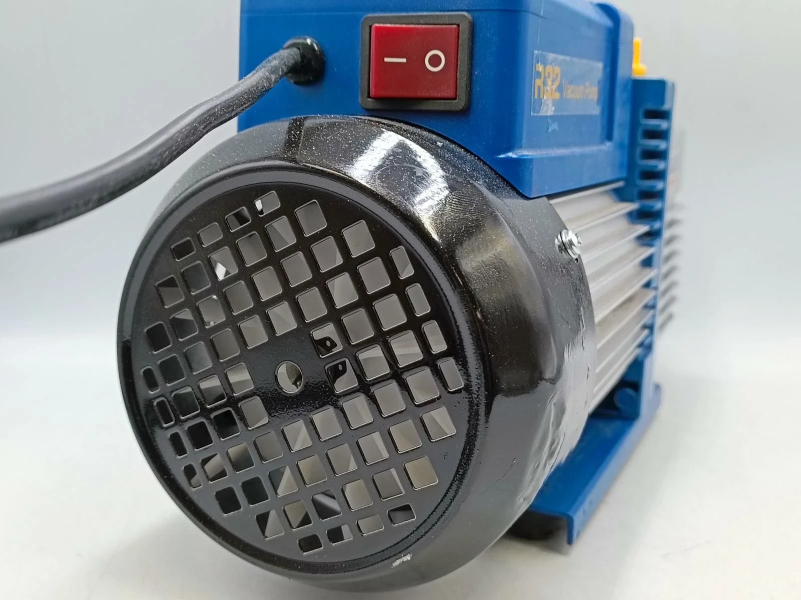 pompa-prozniowa-do-klimatyzacji-value-v-i240-r32-stan-bdb-stan-opakowania-229205-340261