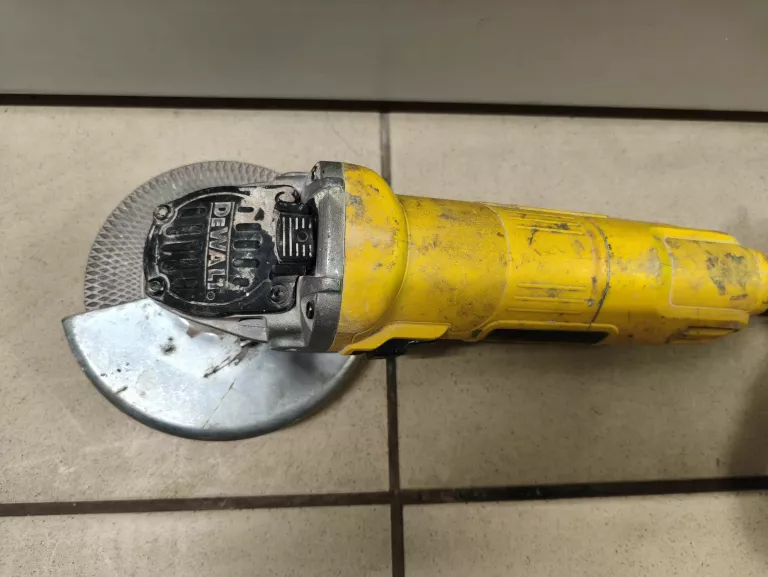 szlifierka-dewalt-dwe4057-800w-rodzaj-zasilania-128529-2