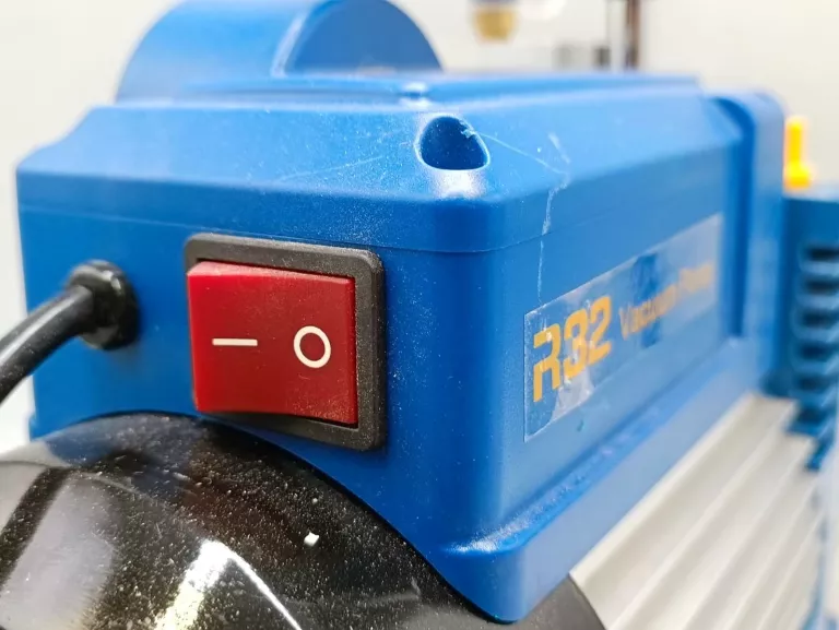 pompa-prozniowa-do-klimatyzacji-value-v-i240-r32-stan-bdb-stan-11323-2