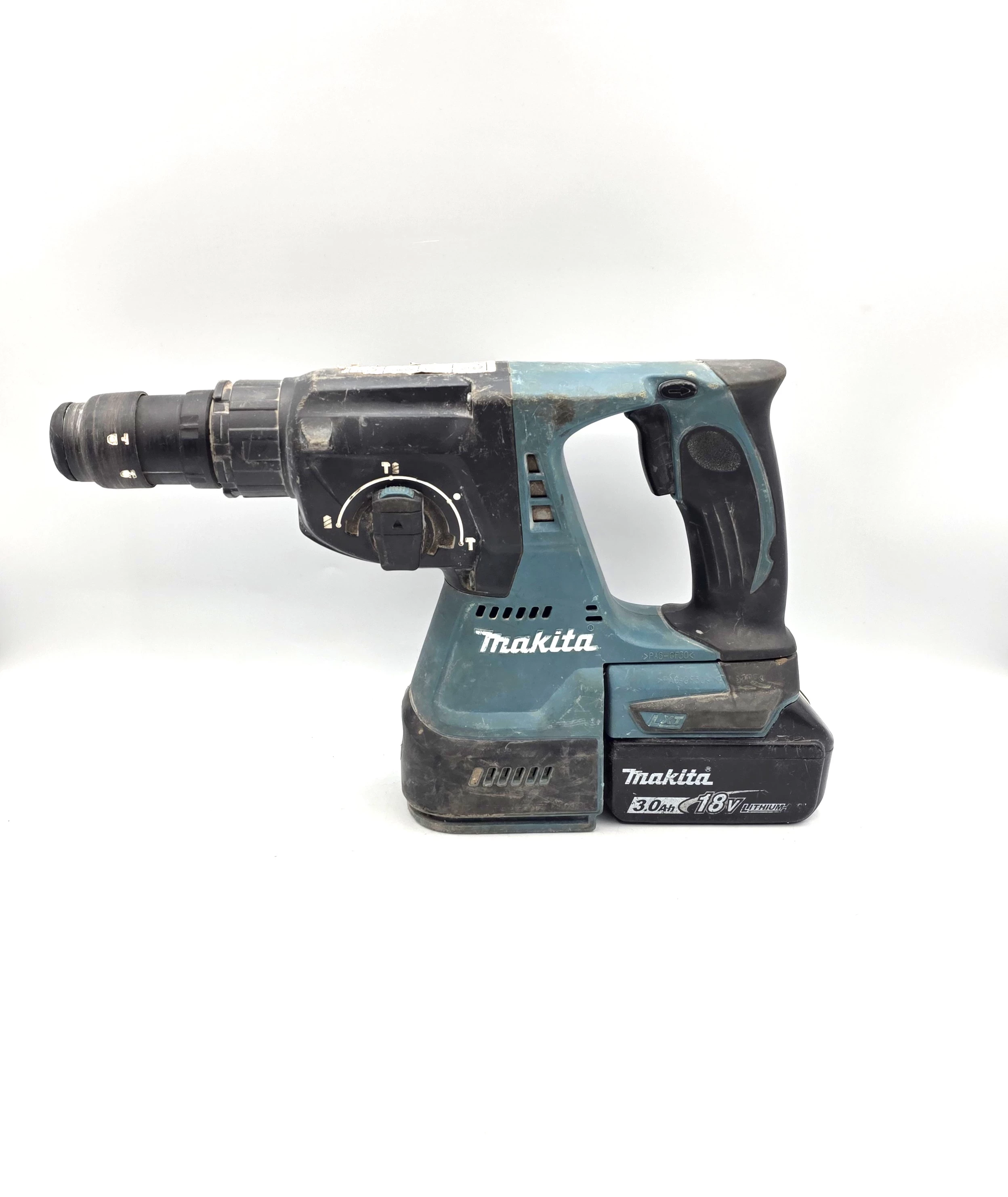 mlotowiertarka-makiata-dhr243-3-maja-48-poznan-ska-x