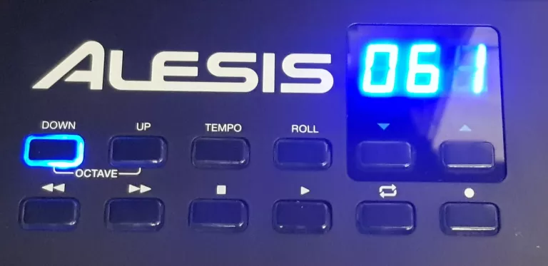 alesis-vi25-kontroler-midi-product-id-84a07799-7787-4fc1-ba19-5e1d67a1946d