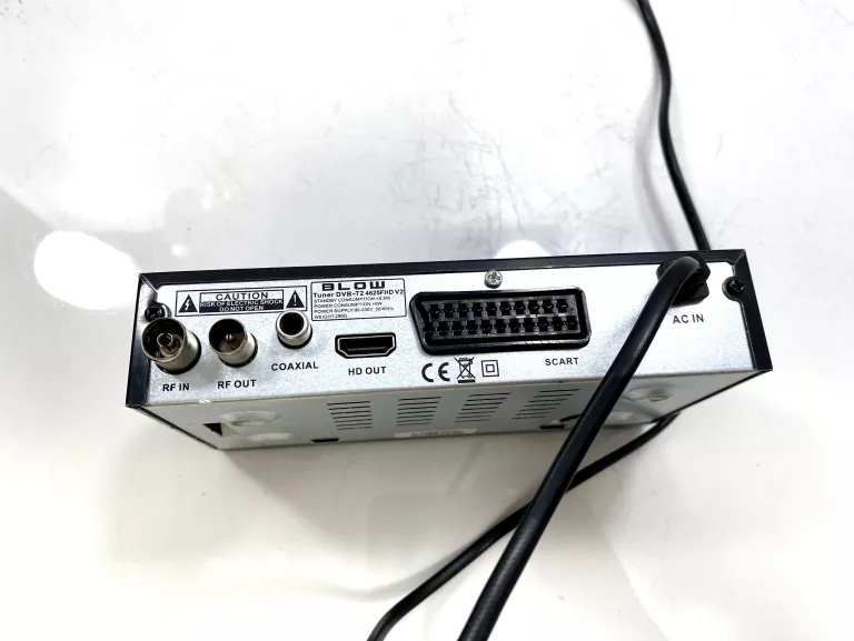 dekoder-dvbt-2-blow-pilot-solo-stan-11323-2