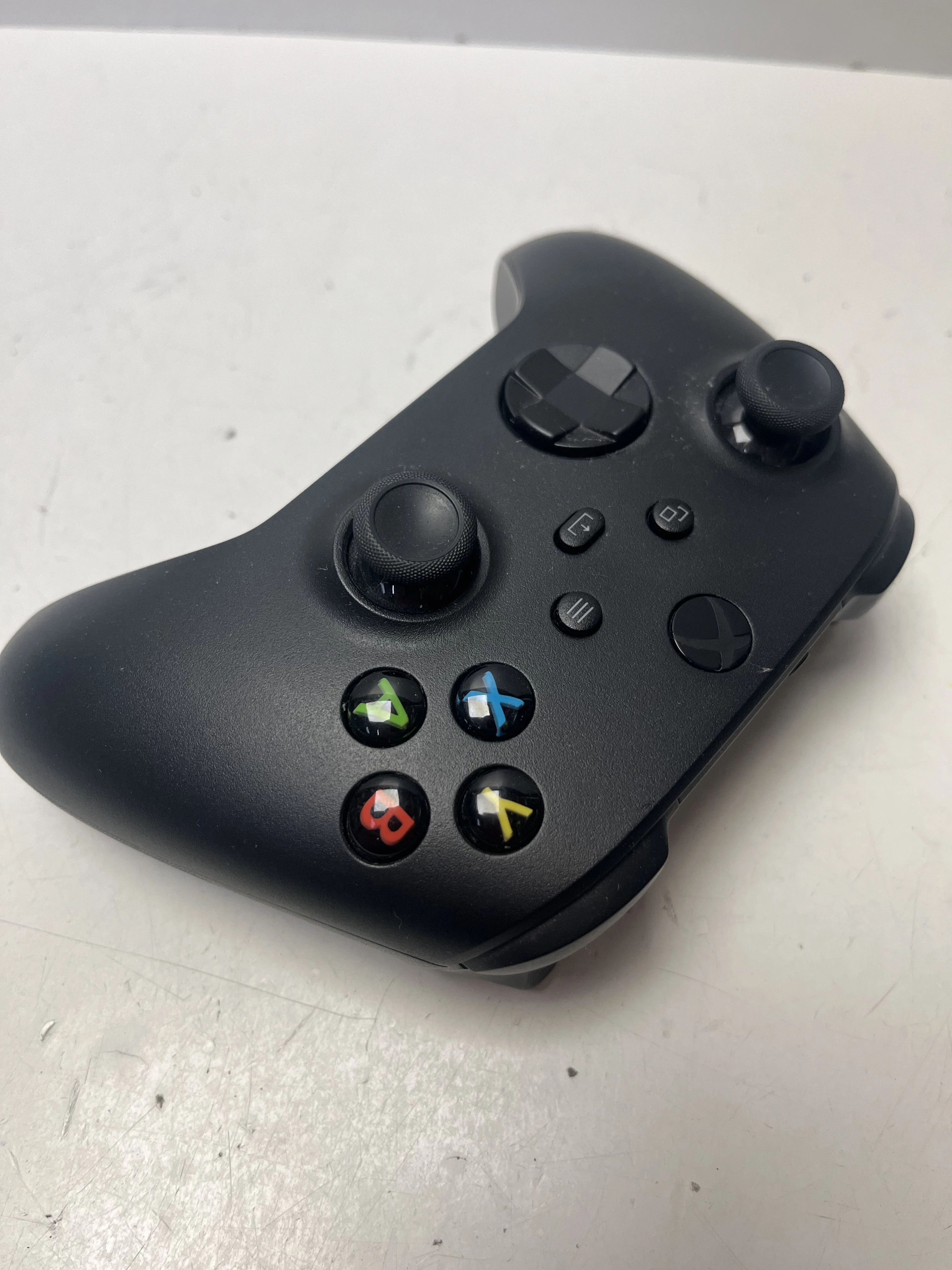 pad-xbox-1914-czarny-stan-11323-2