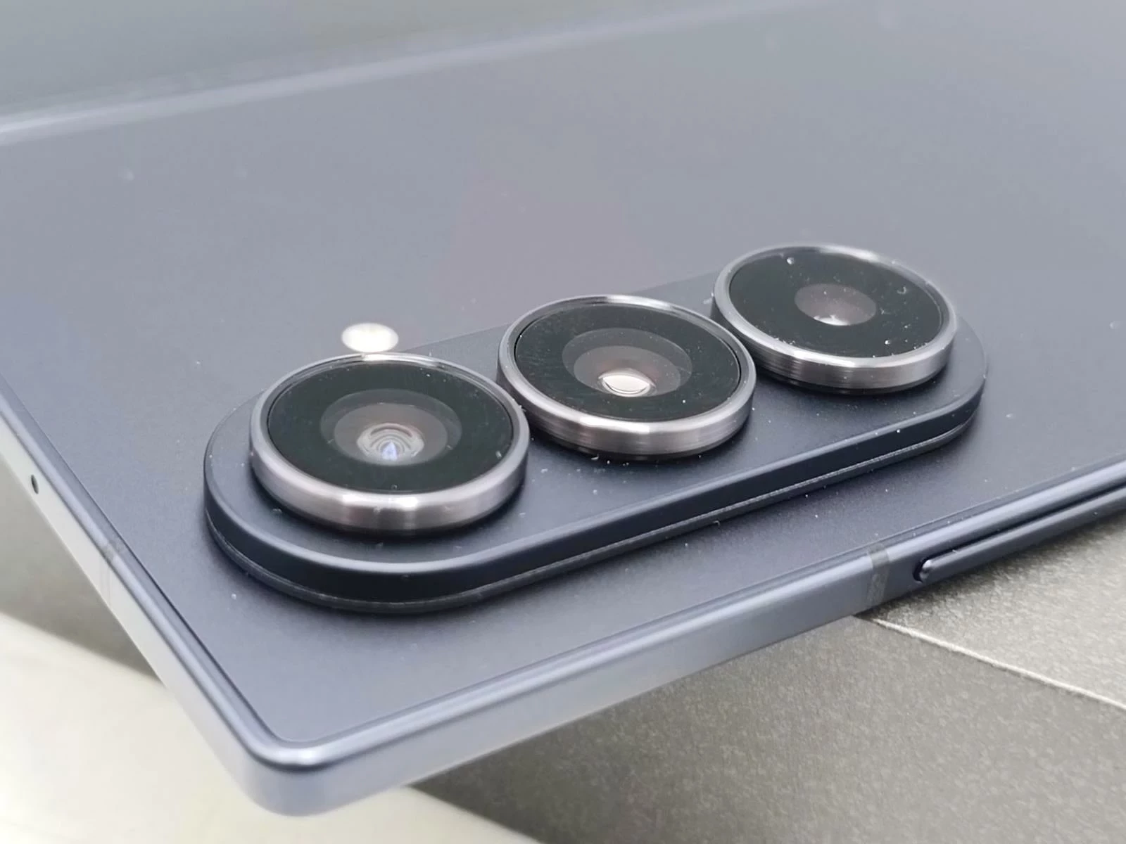 samsung-galaxy-z-fold7-16gb1tb-jetblack-gwarancja-przekatna-ekranu-650