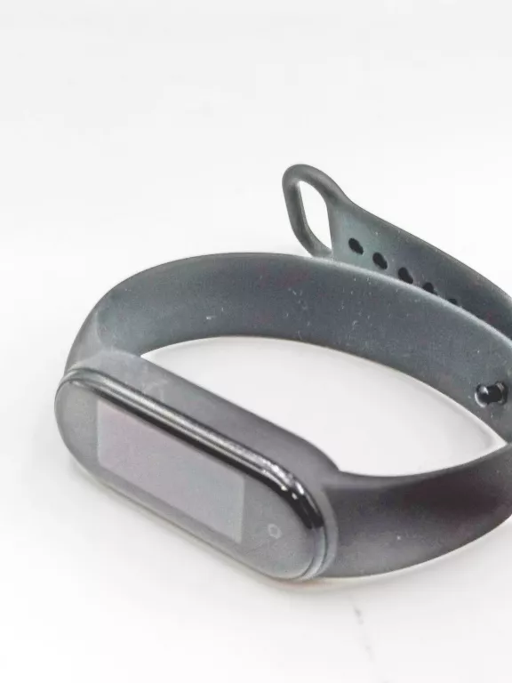 smartband-xiaomi-mi-band-5-czarny-ladowarka-garbary-53-poznan