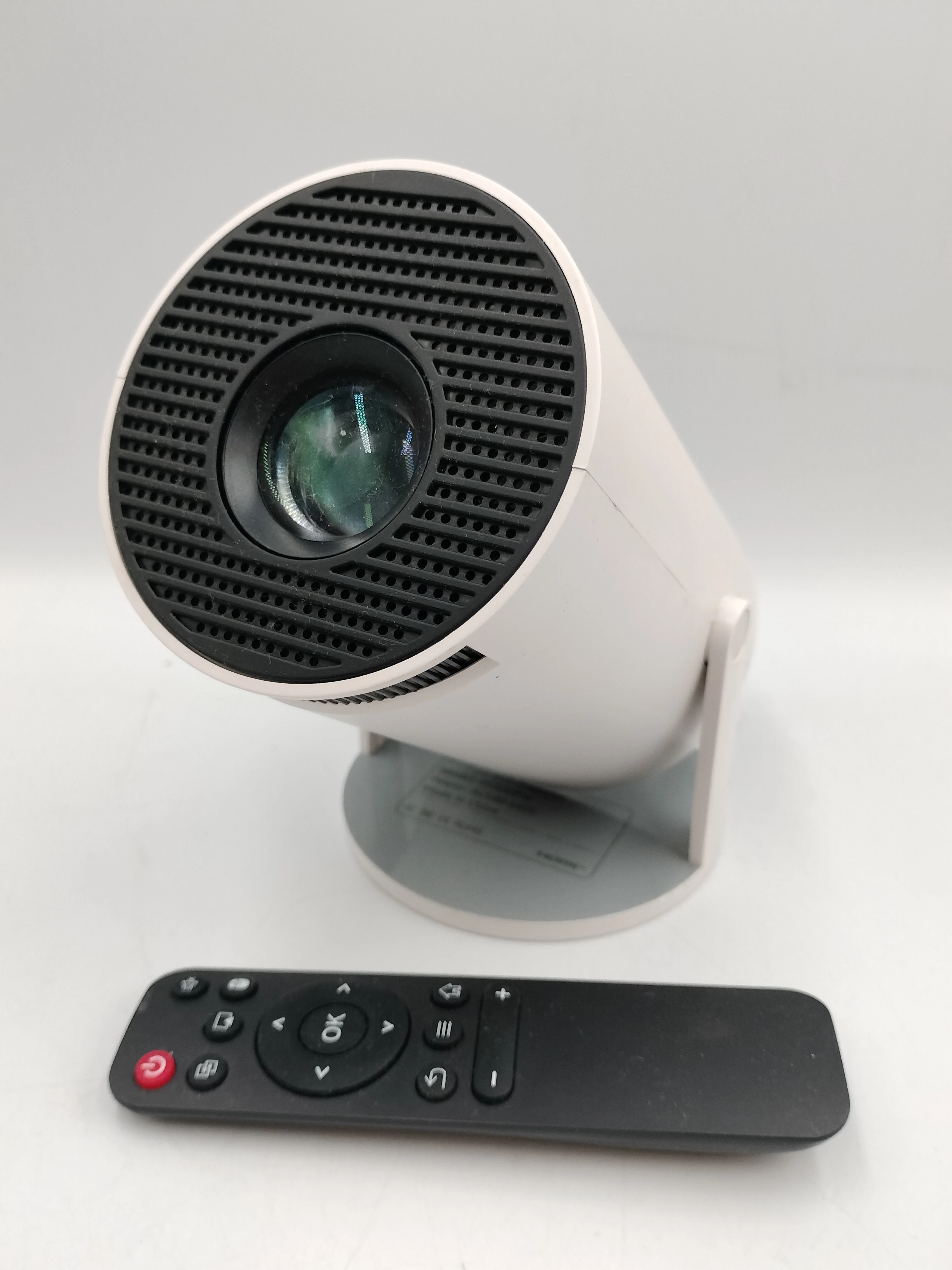 projektor-hy300-pro-led-hd-wifi-smart-obrotowy-rzutnik-technologia-wyswietlania-204793-221741