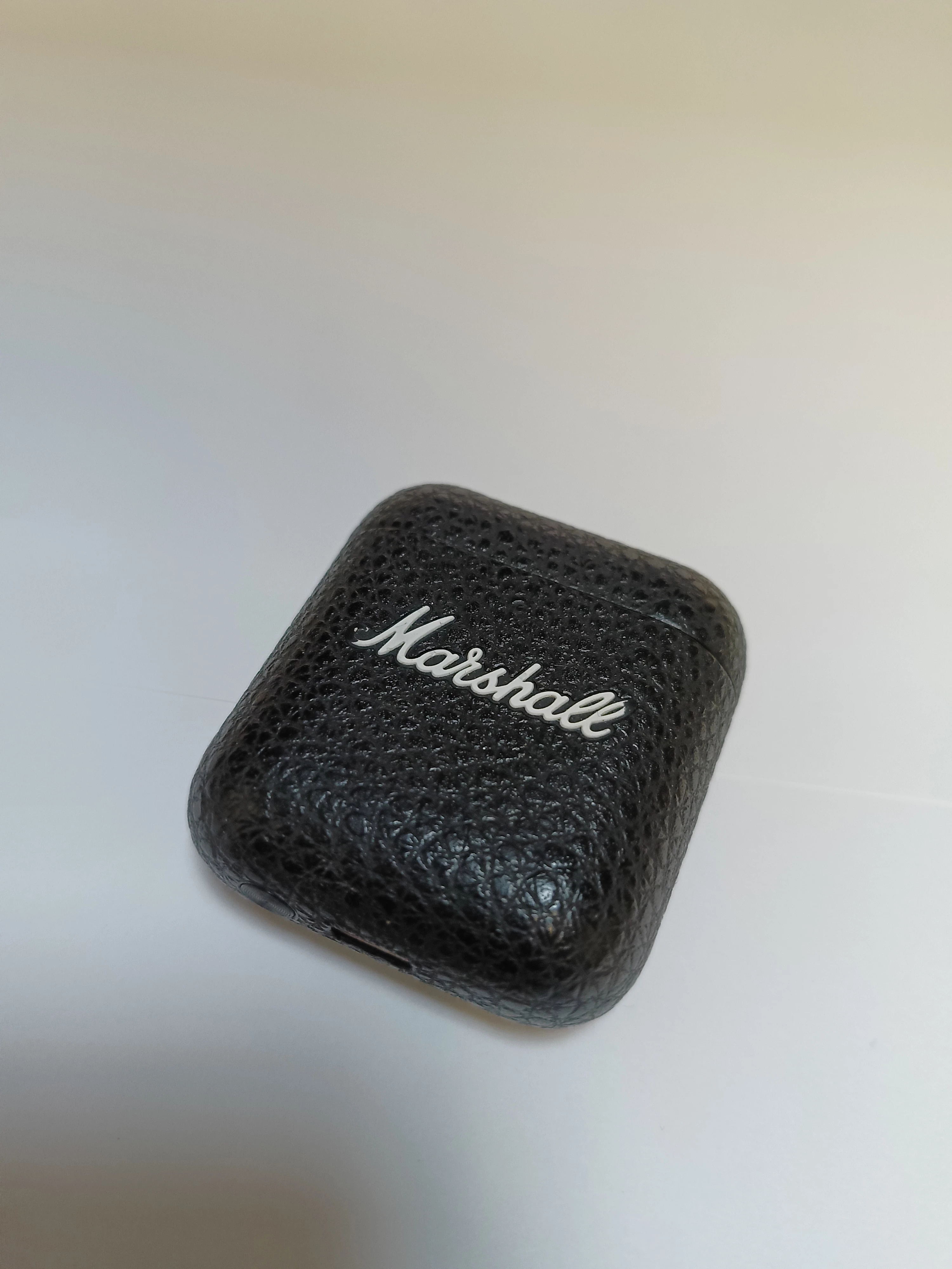 sluchawki-bluetooth-marshall-minor-iv-slowackiego-17-katowice