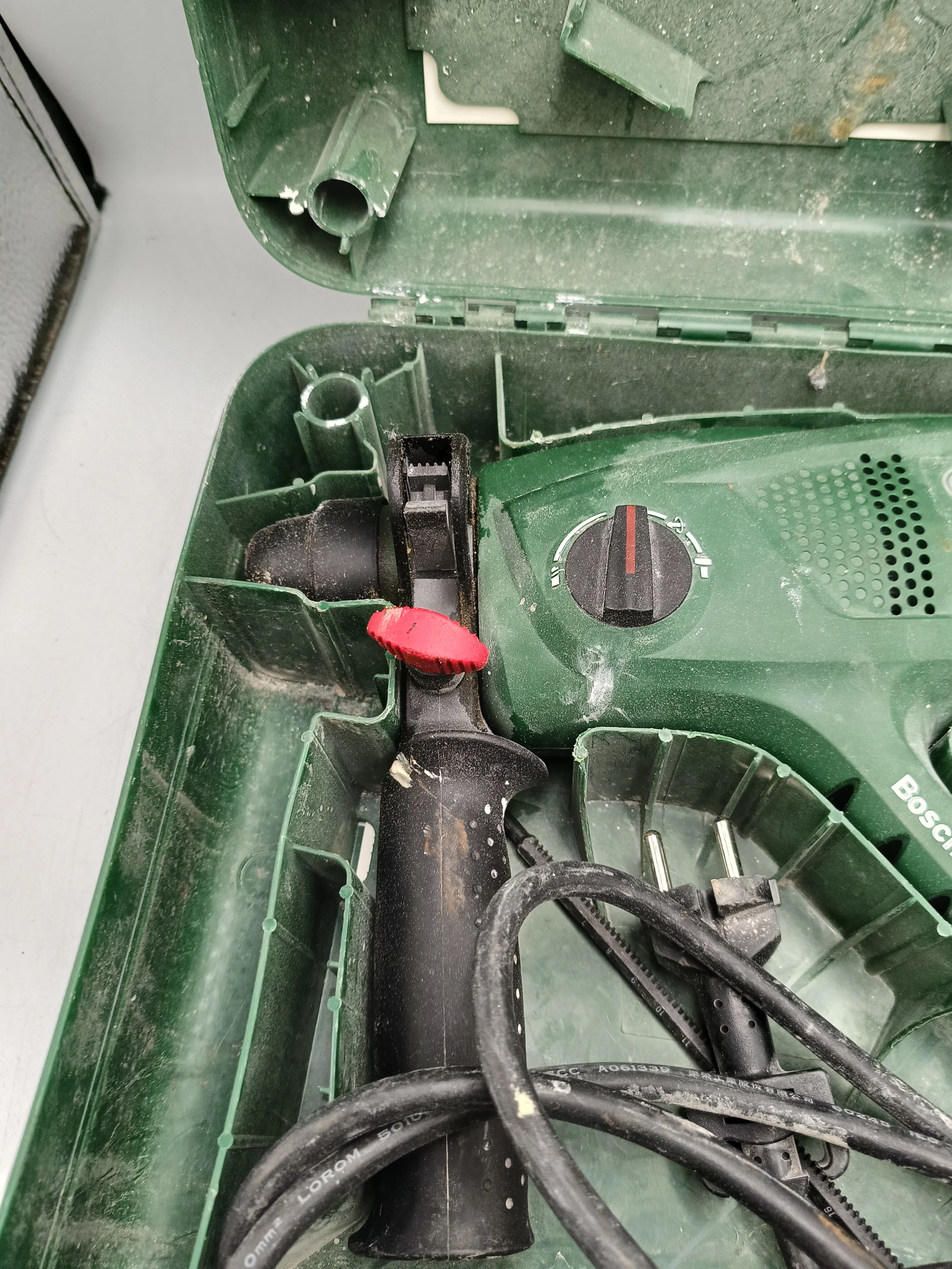 mlotowiertarka-bosch-pbh2100re-550w-17j-sds-plus-stan-11323-2