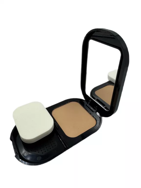 podklad-w-pudrze-max-factor-x-spf-20-vegan-006-golden-powstancow-slaskich-122-wroclaw