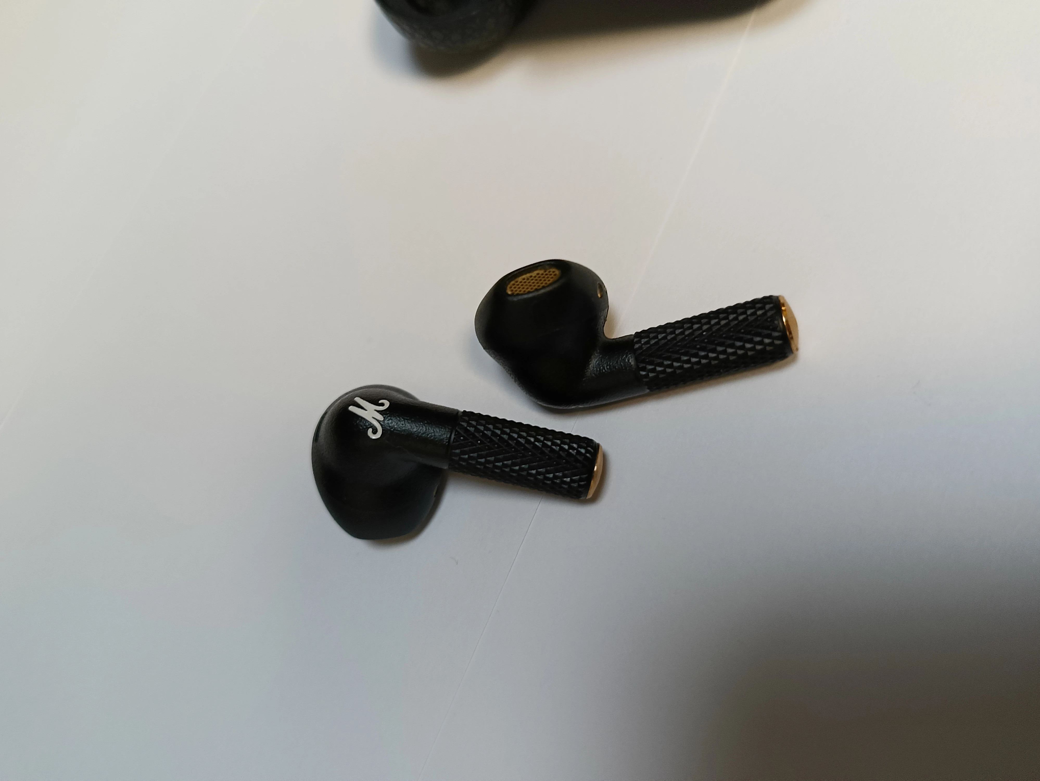 sluchawki-bluetooth-marshall-minor-iv-ean-gtin-7340055398251