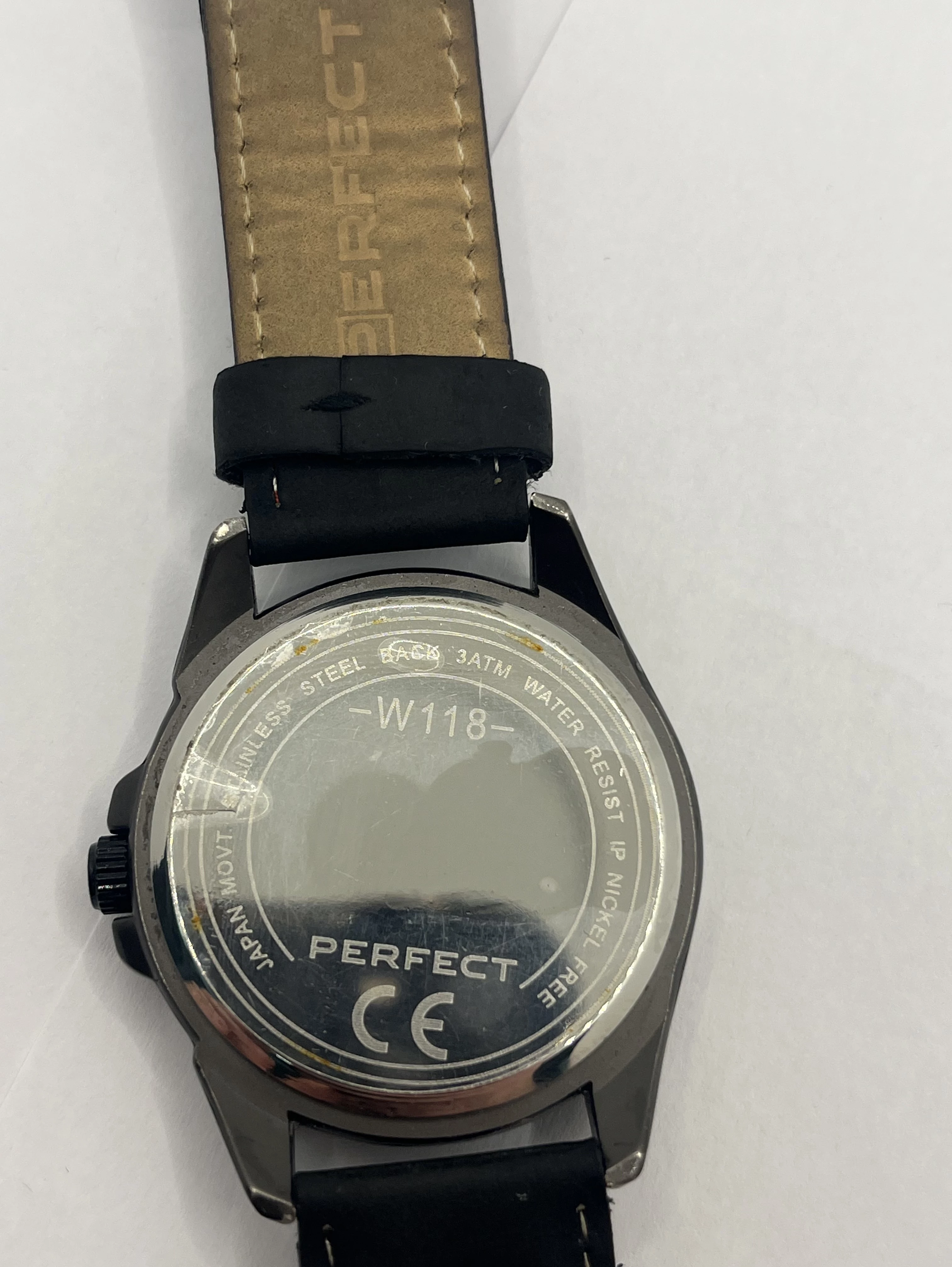 zegarek-meski-perfect-adventure-w118-rodzaj-129220-1